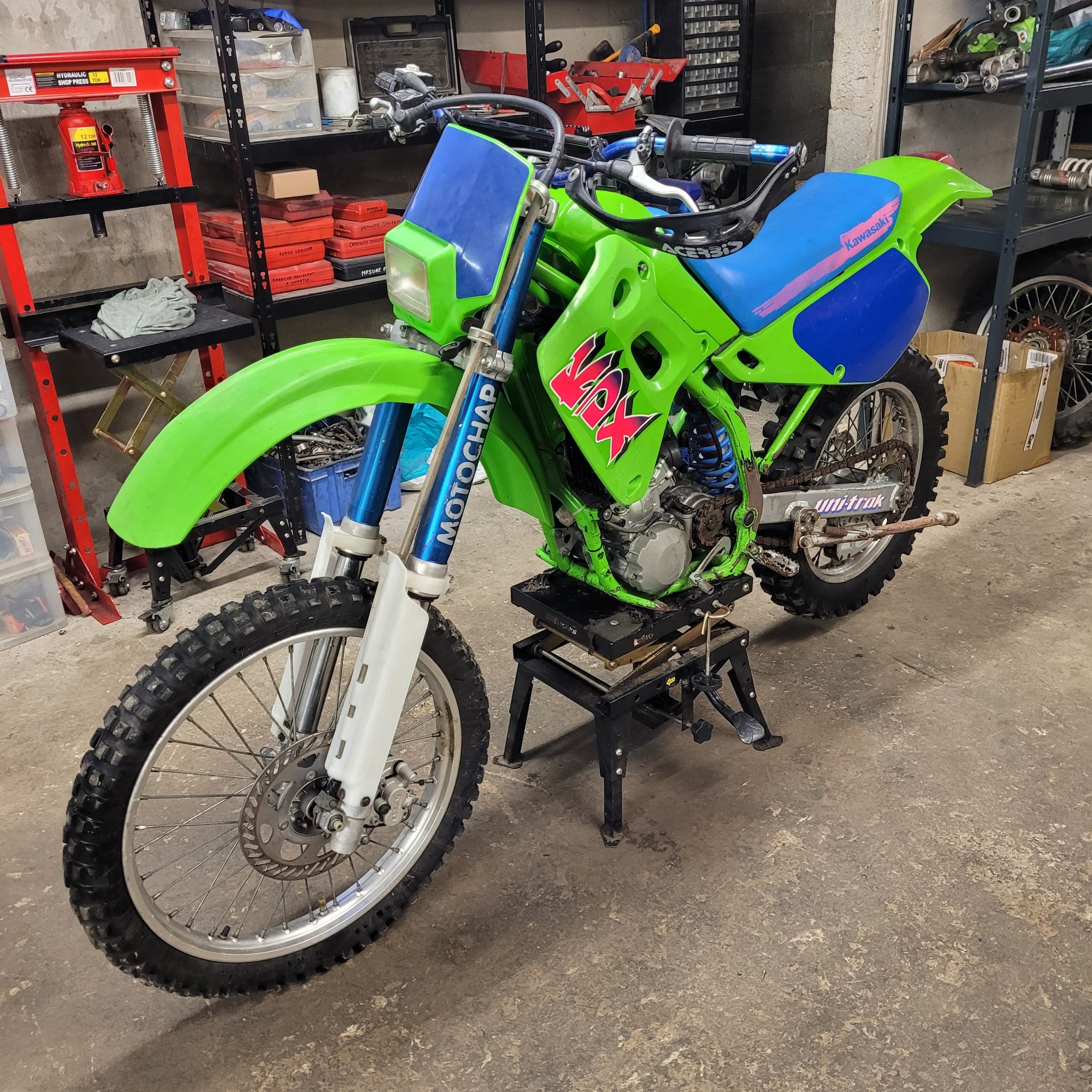 kawasaki 250 kdx