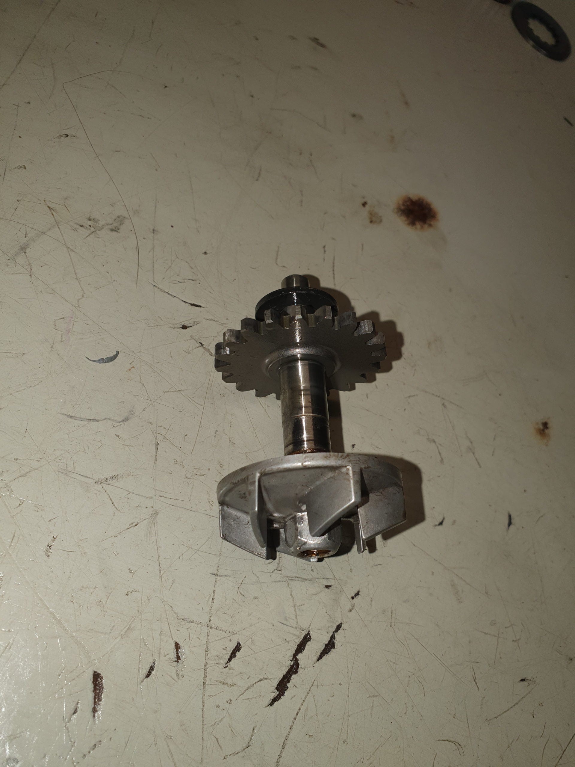 axe de pompe a eau yamaha 250 yz