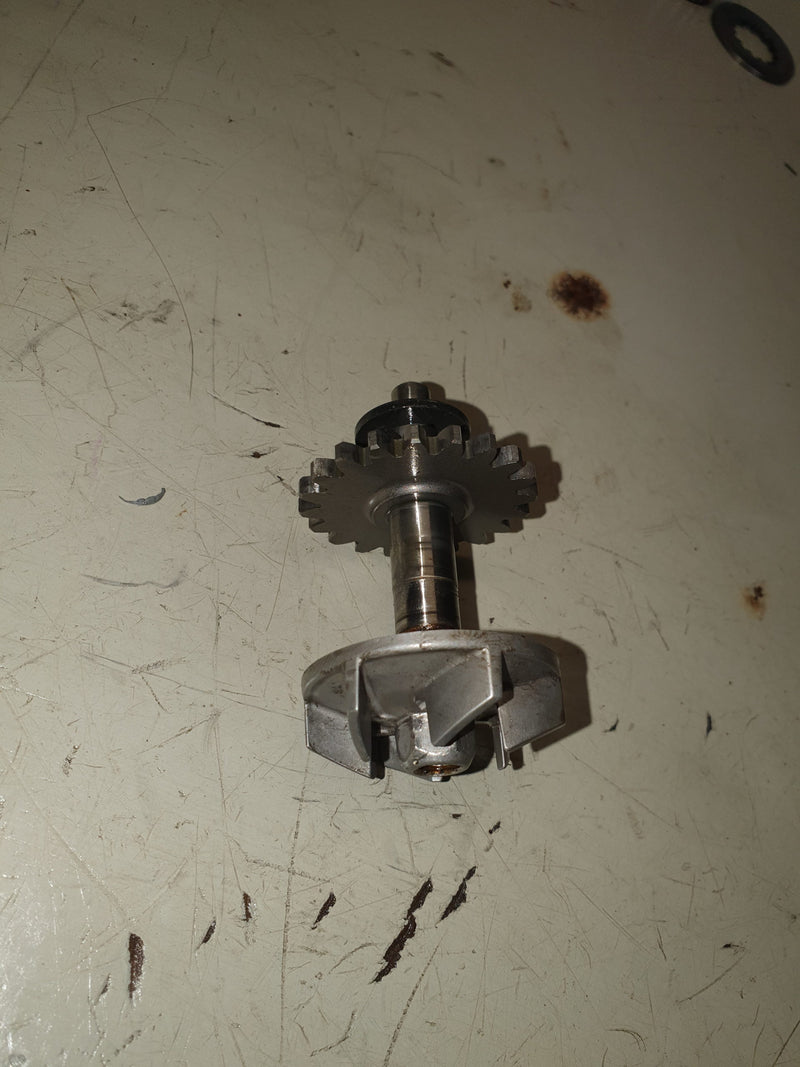 axe de pompe a eau yamaha 250 yz-1