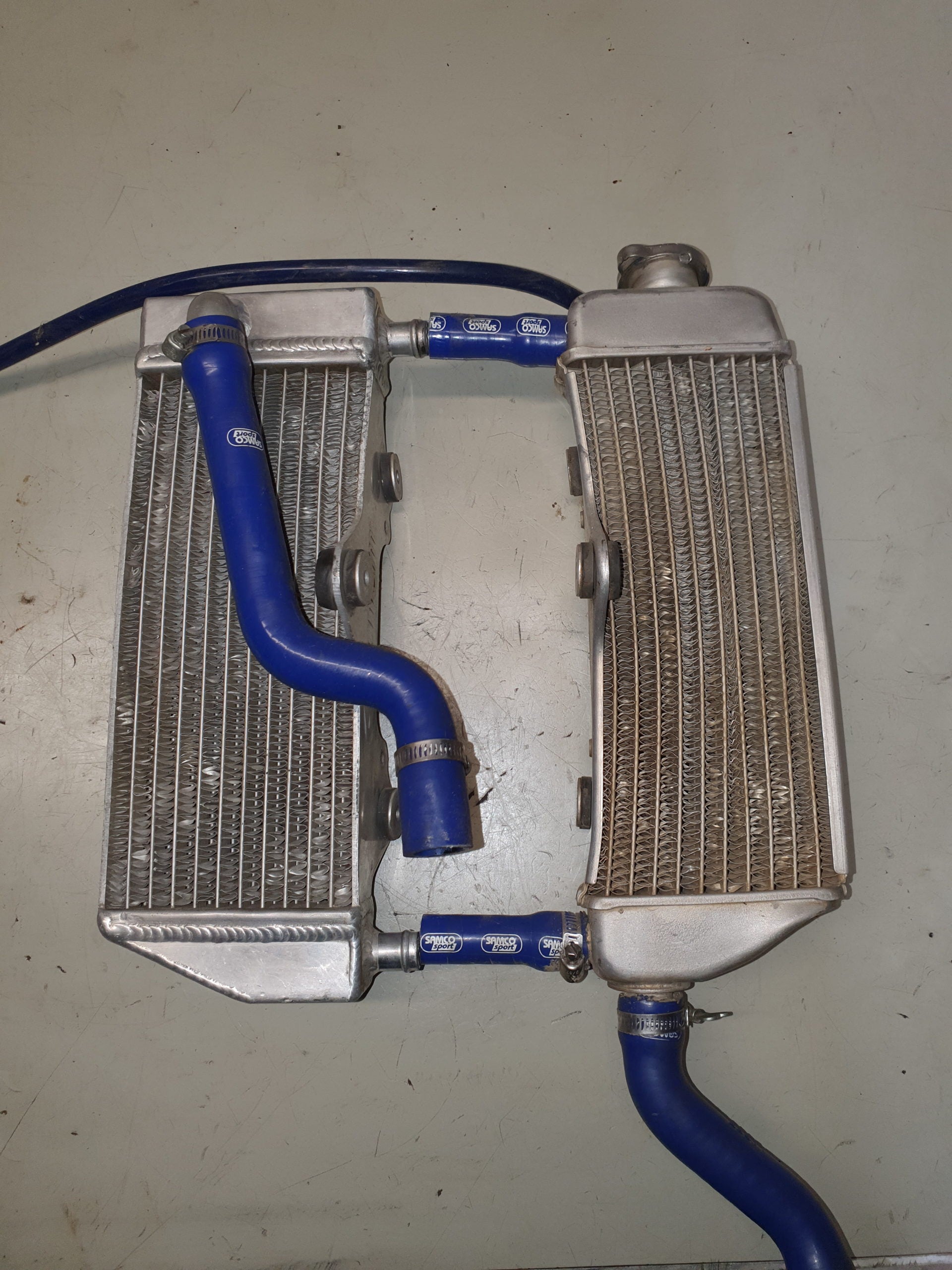 paire de radiateurs yamaha 250 yz