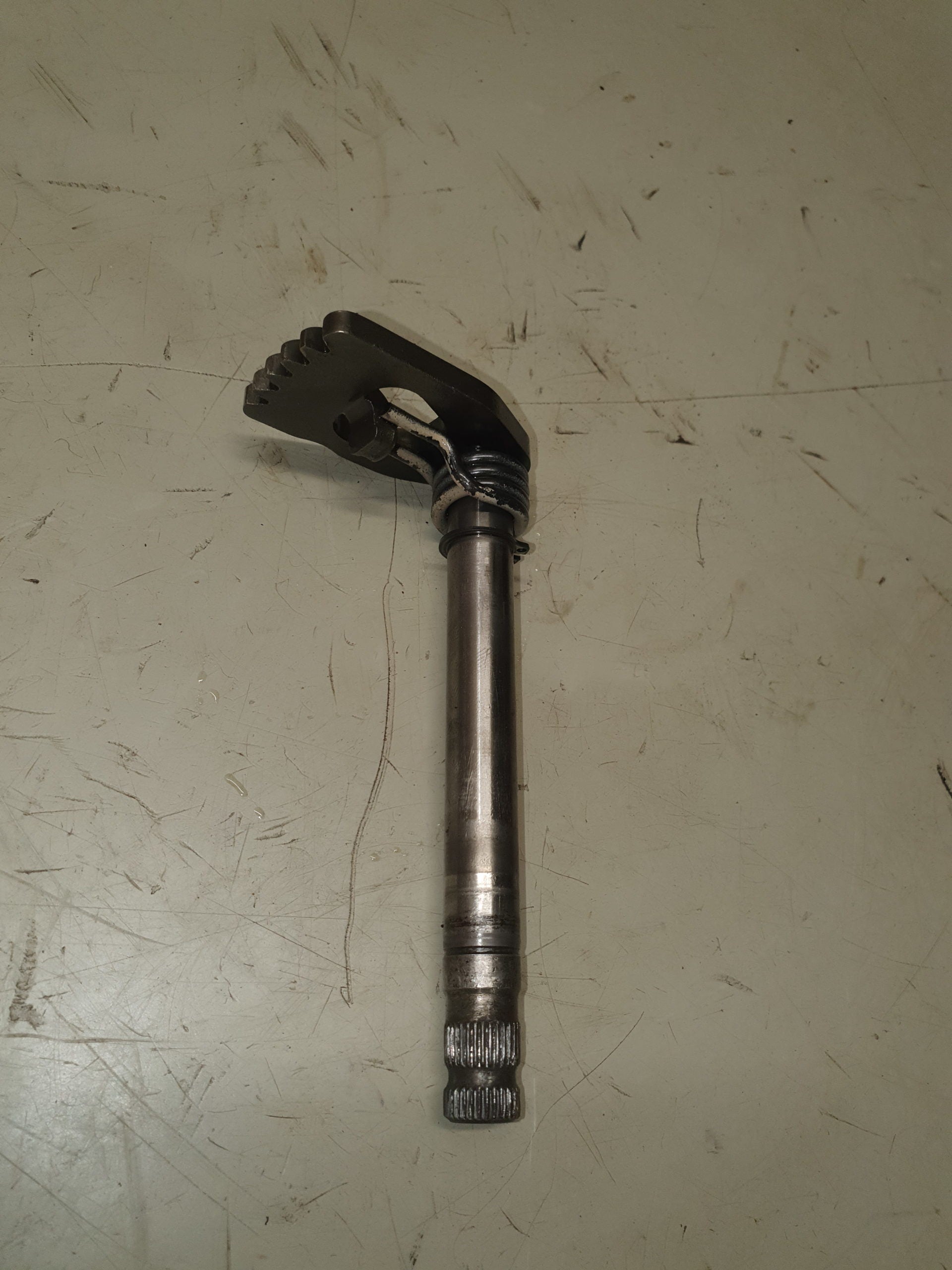 axe de selecteur suzuki 450 ltr 2010