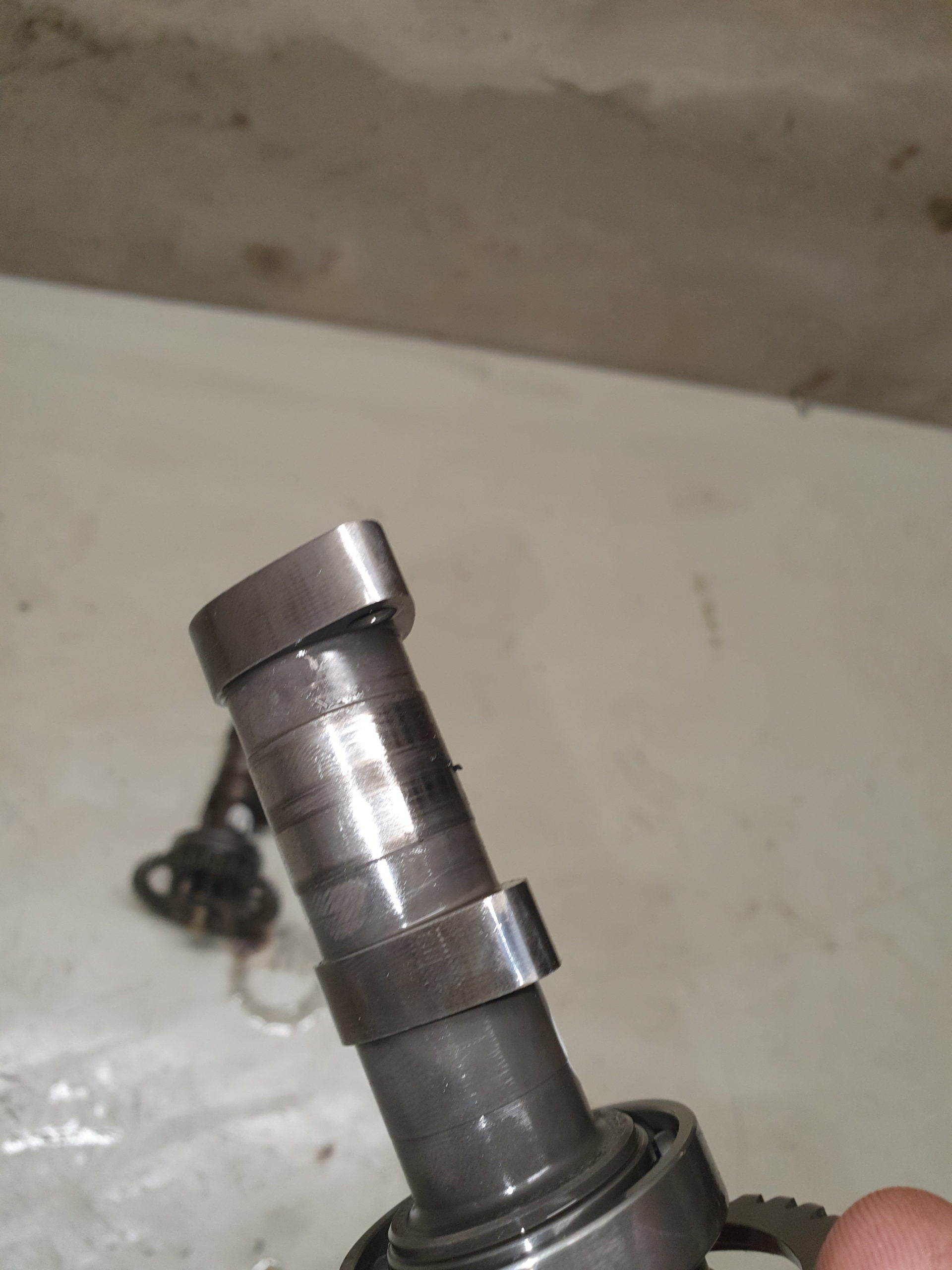arbre a came admission suzuki 450 ltr