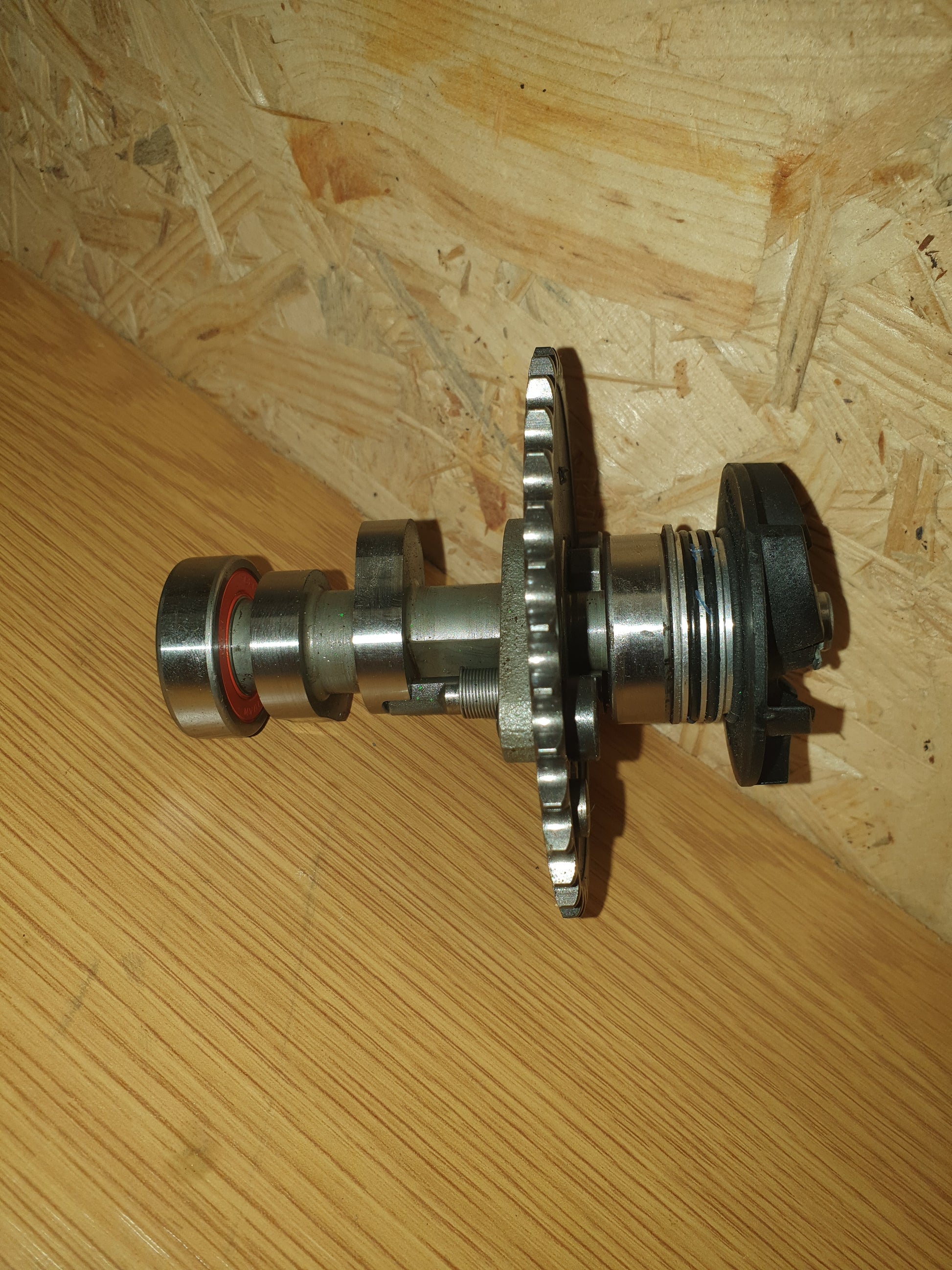 Arbre a came ktm 400 exc 2002-1