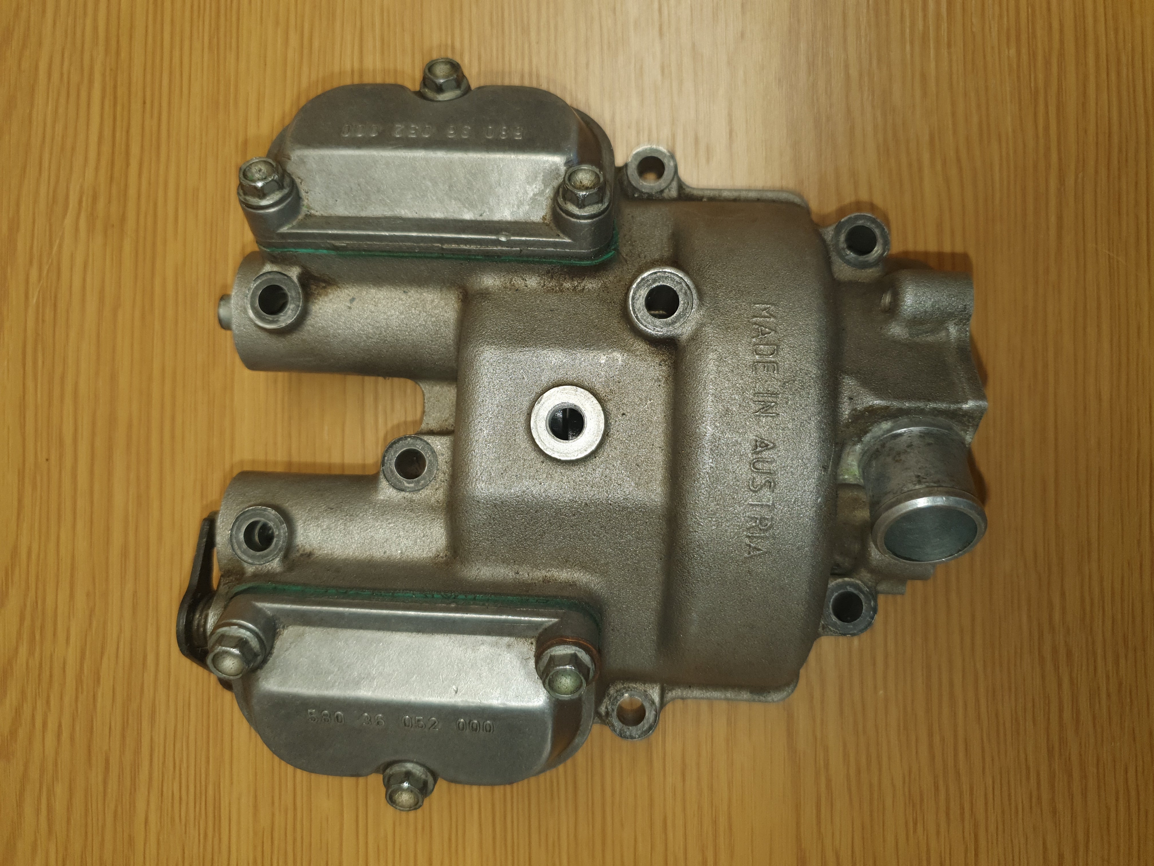 Couvercle culasse et culbuteur ktm 400 exc 2002-4