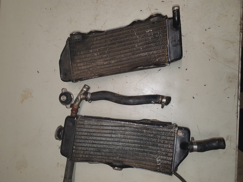 Paire de radiateurs yamaha 400 wrf-2