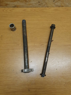 paire d'axes de roues ktm 450 sxf 2003-1
