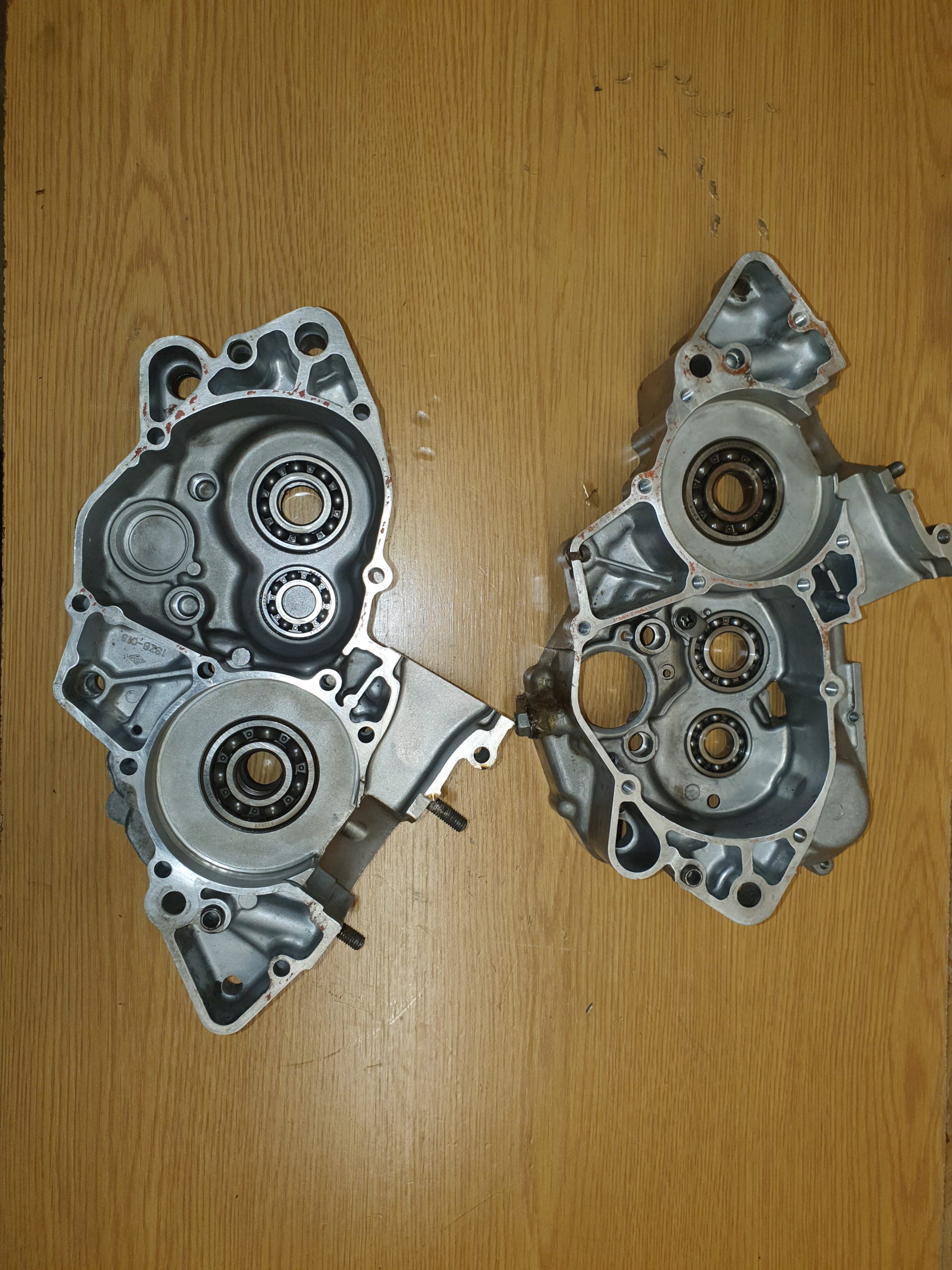 Paire de carters moteur Suzuki 80 rm