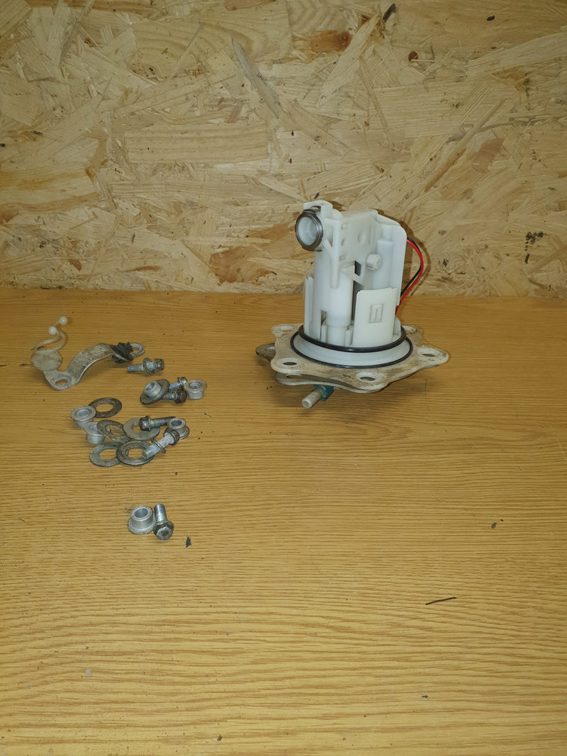 Pompe a carburant honda 450 crf 2009-1