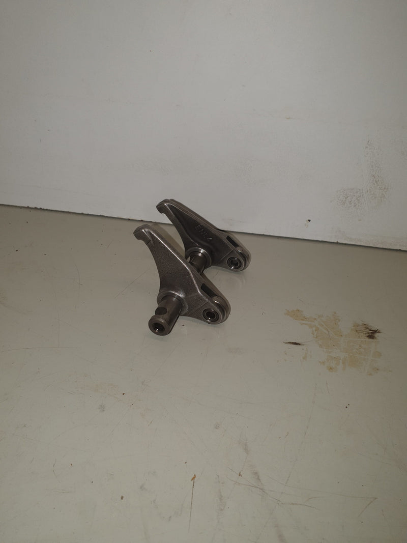 culbuteur honda 450 crf 2009-1
