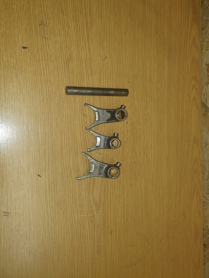 Fourchettes honda 200 mtx-2