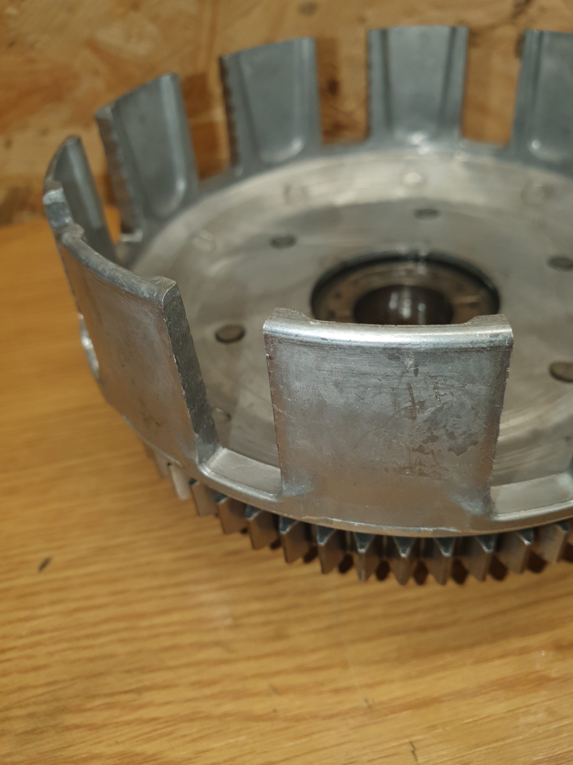 Cloche d'embrayage honda 200 mtx