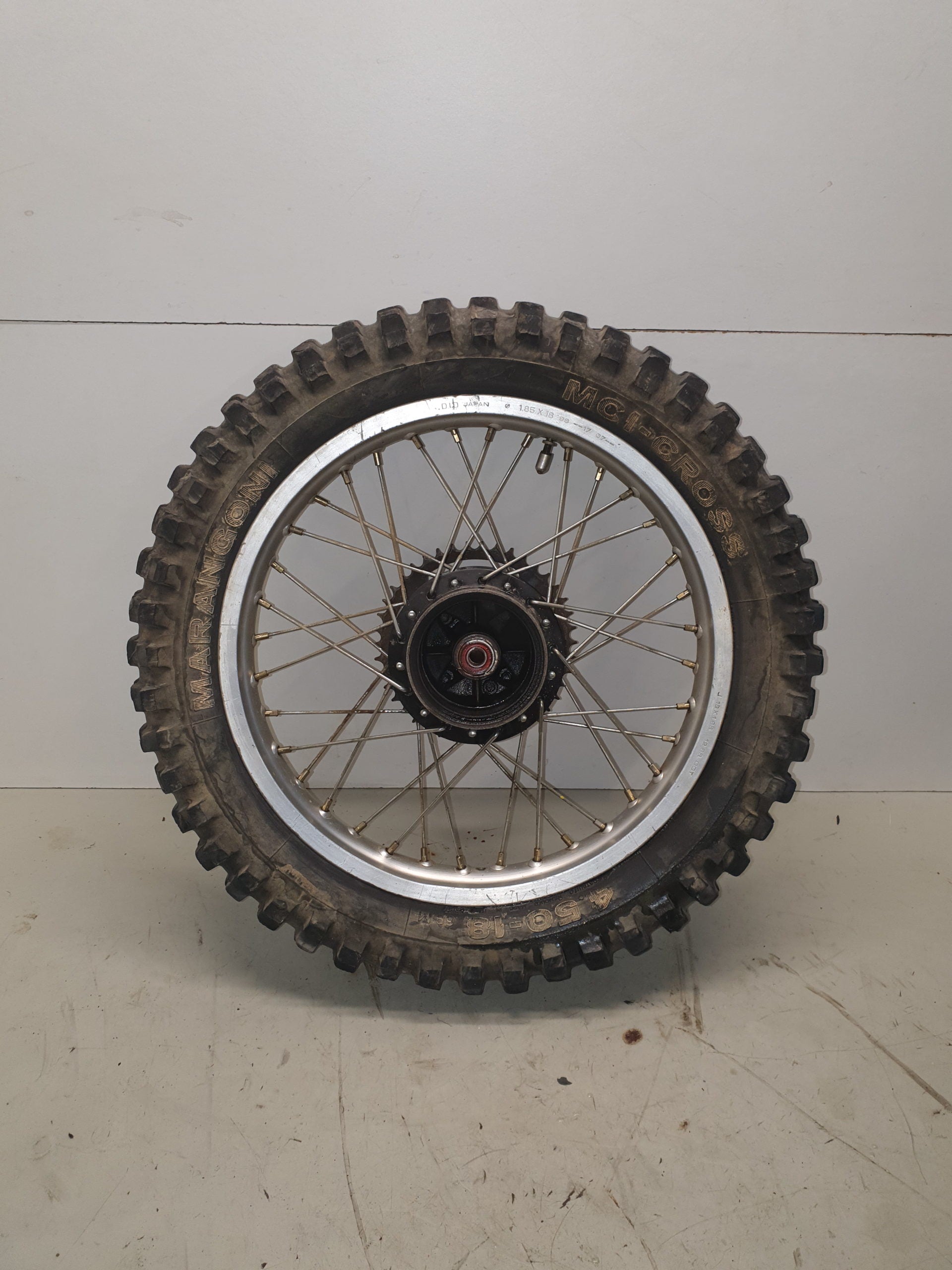 Roue arrière honda 125 mtx