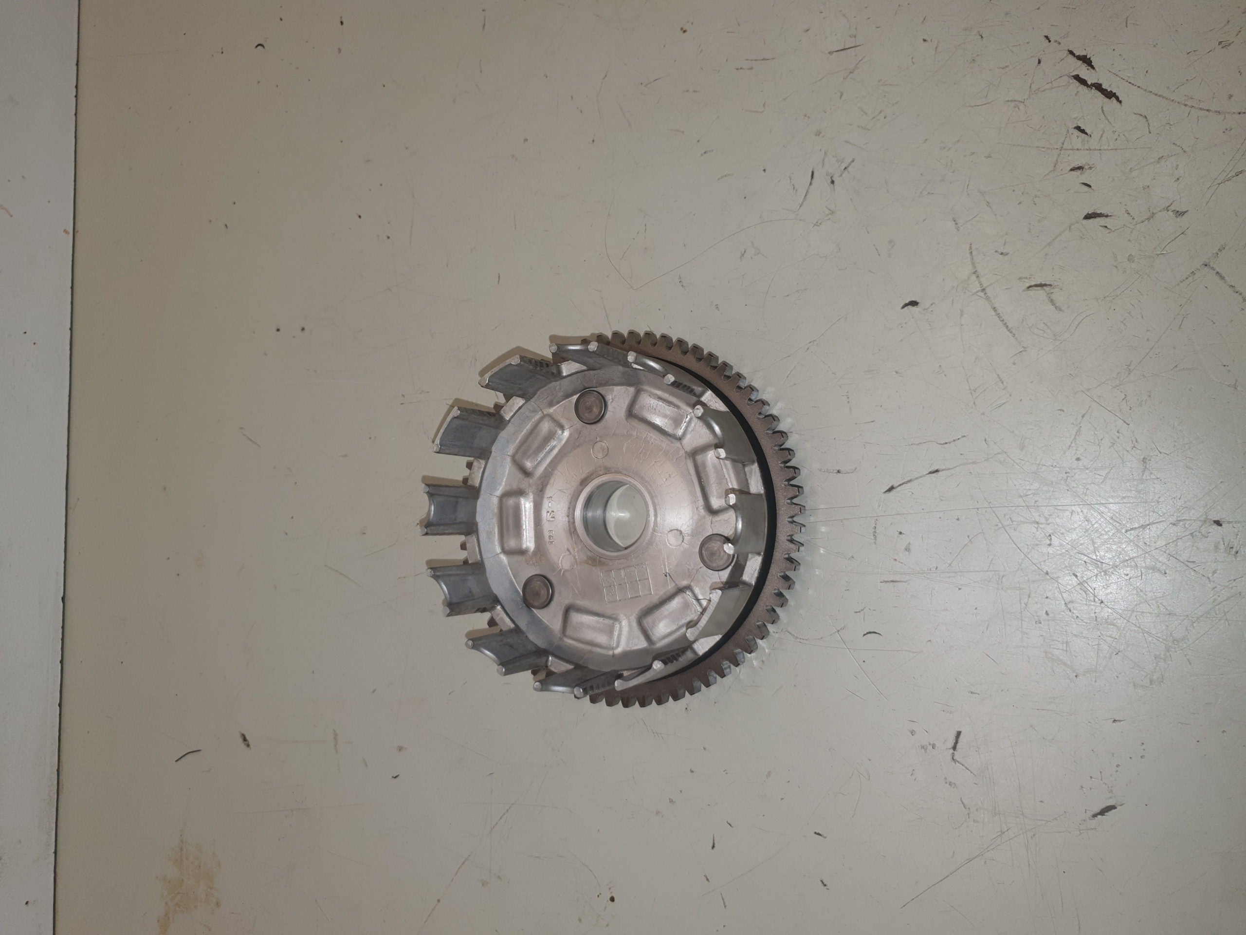 Cloche d'embrayage SUZUKI 250 LTZ