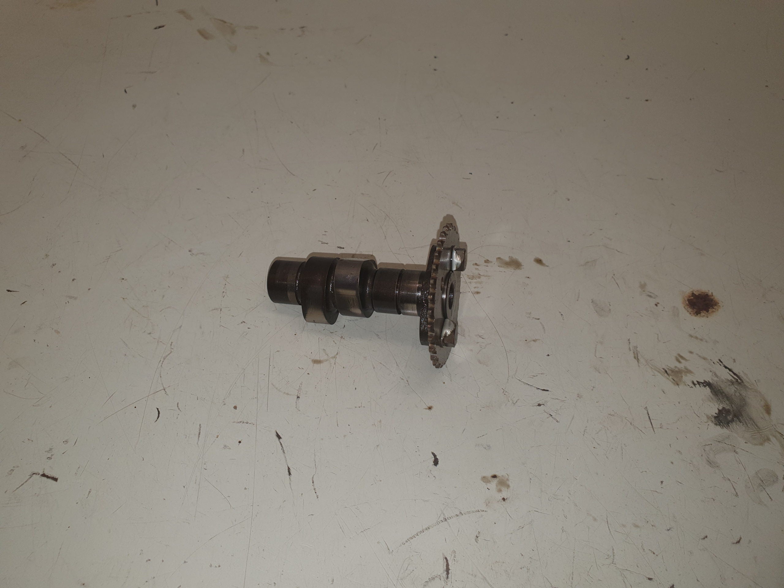Arbre à came suzuki 250 ltz