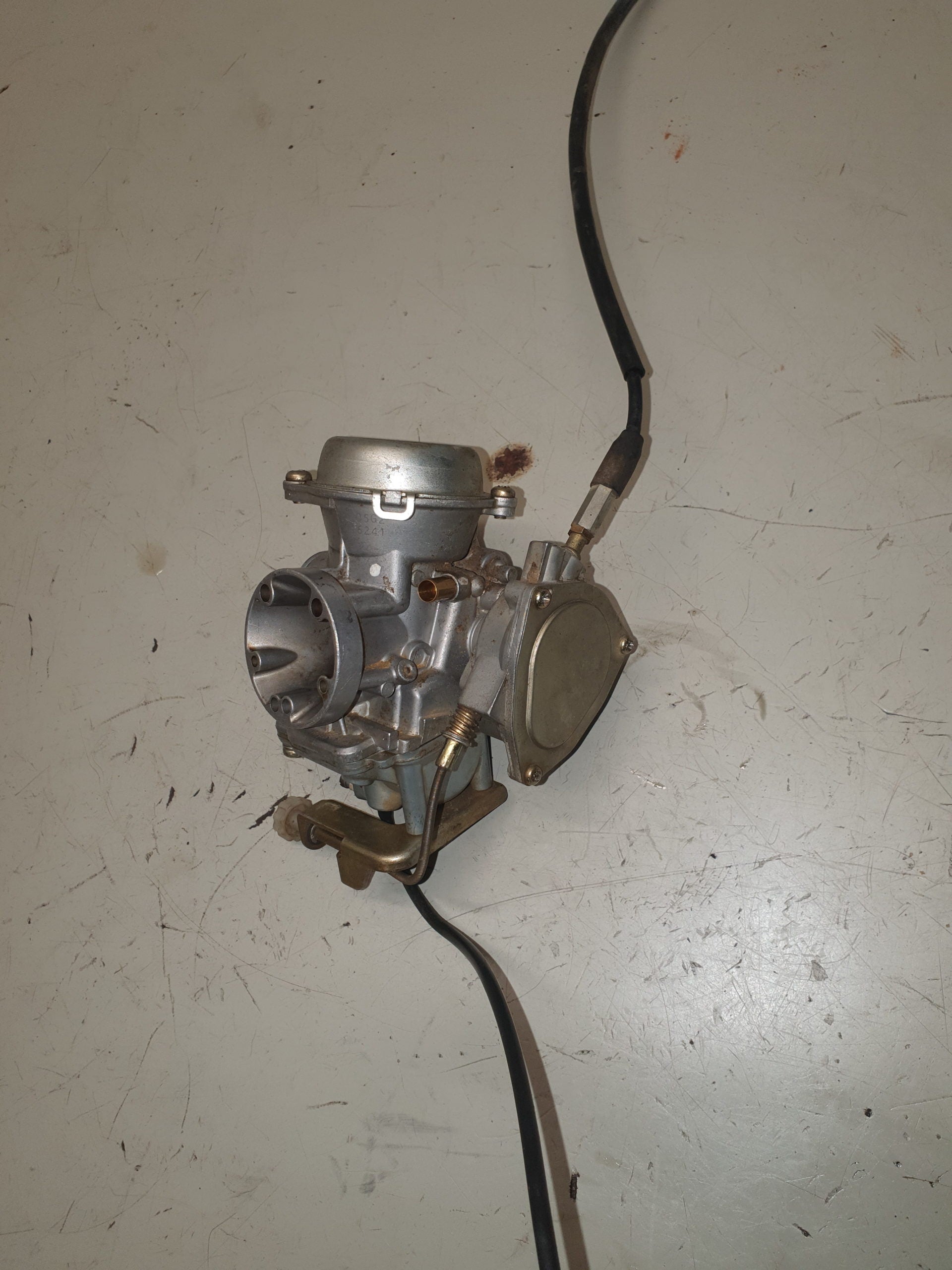 carburateur SUZUKI 250 LTZ