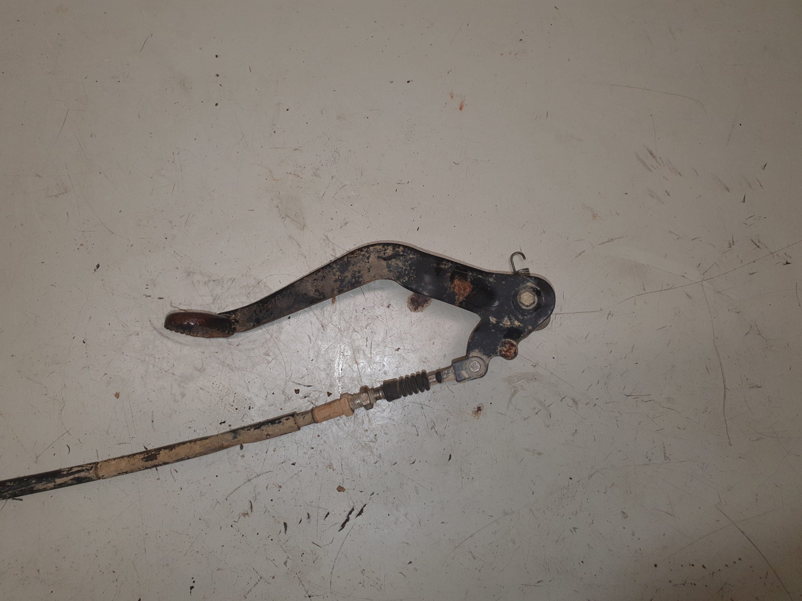 commande de frein arrière suzuki 250 ltz