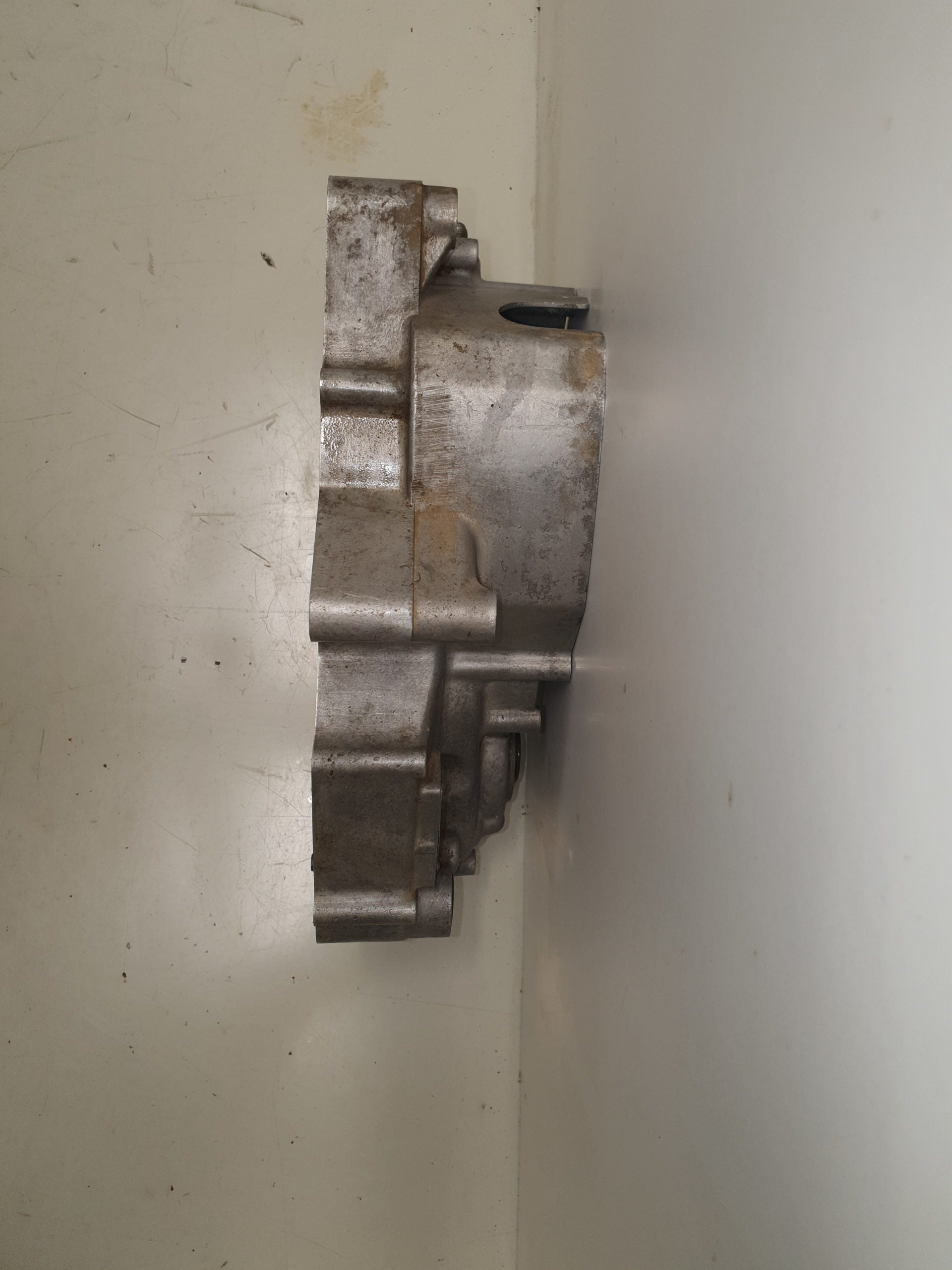 carter moteur gauche honda 125 cr 1998-3