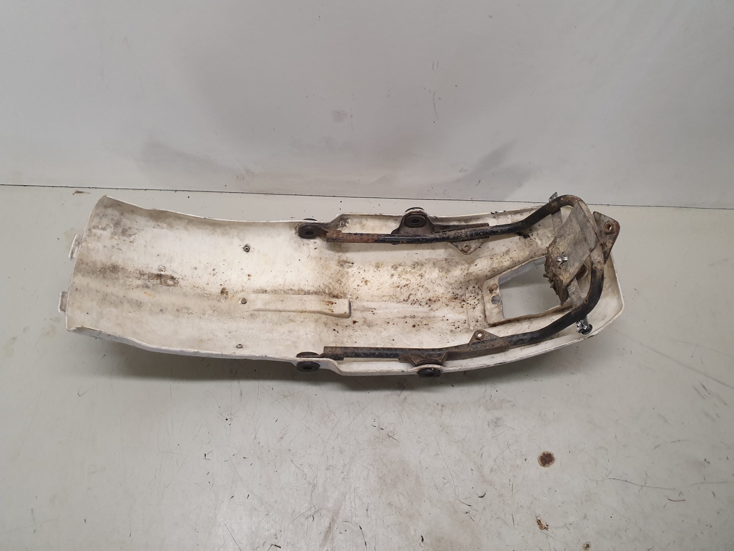 Support garde boue arrière honda 600 xl