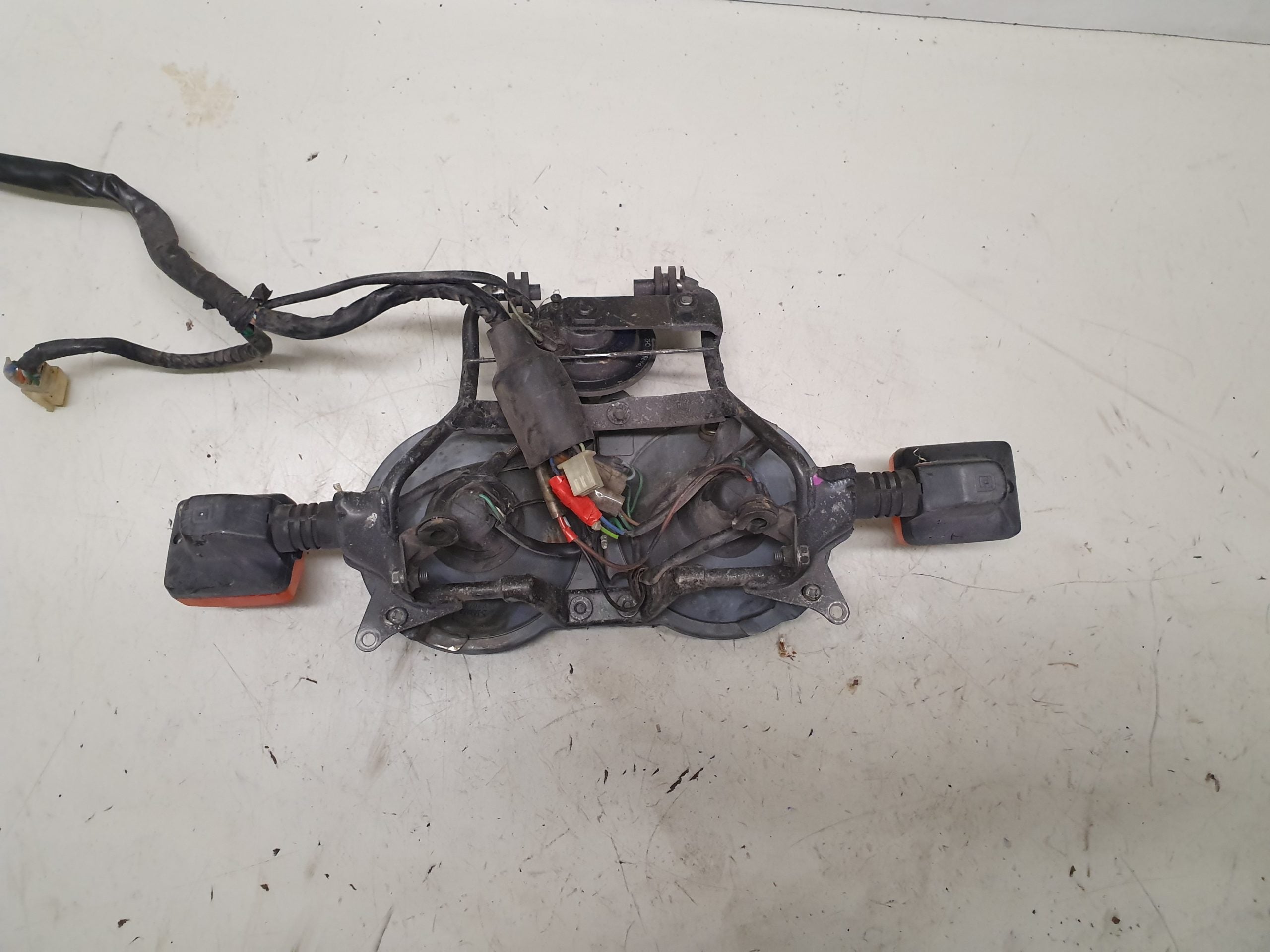 Support et feux avant honda 600 xl