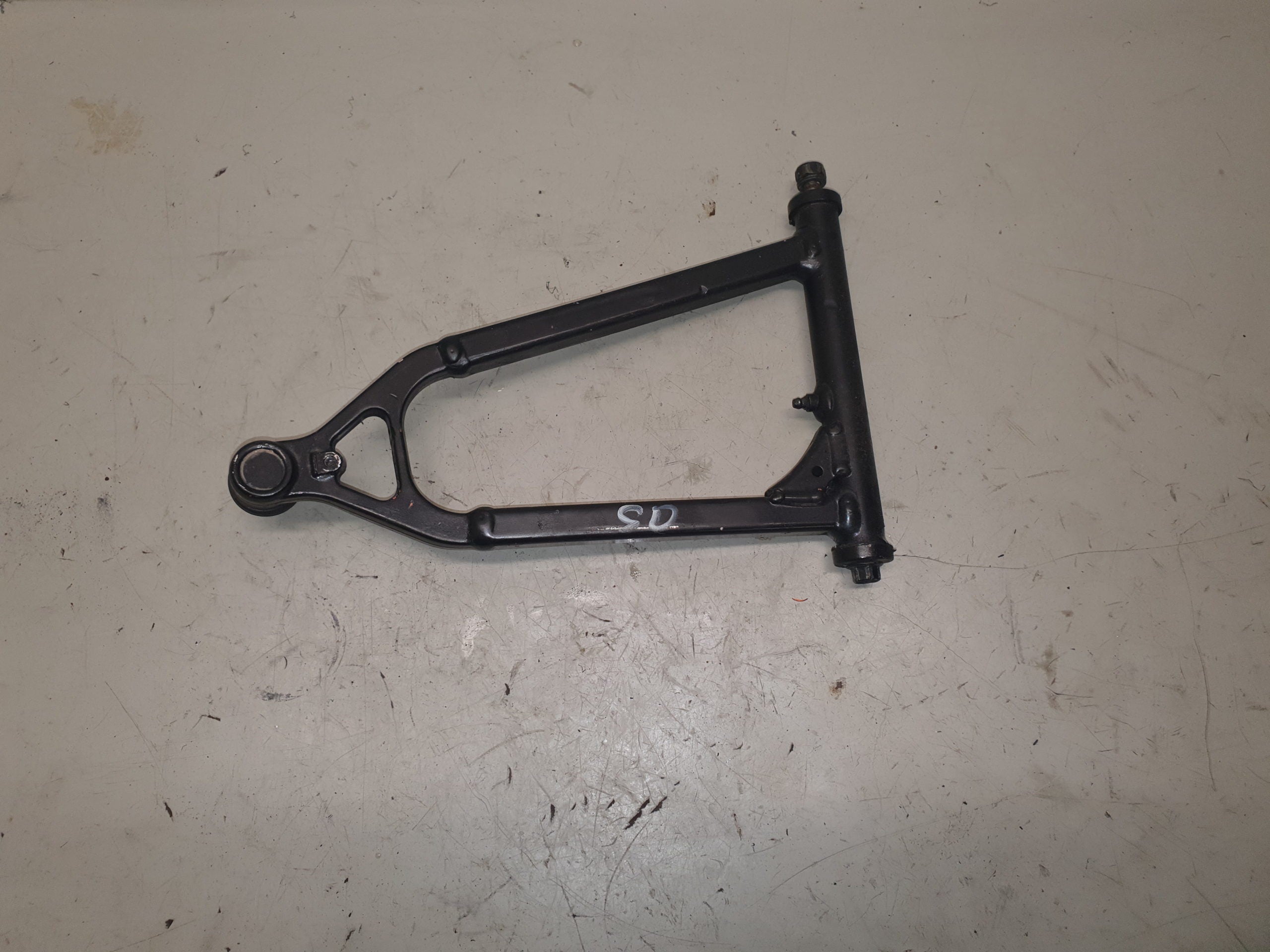 Triangle Supérieur droit yamaha 450 yfz