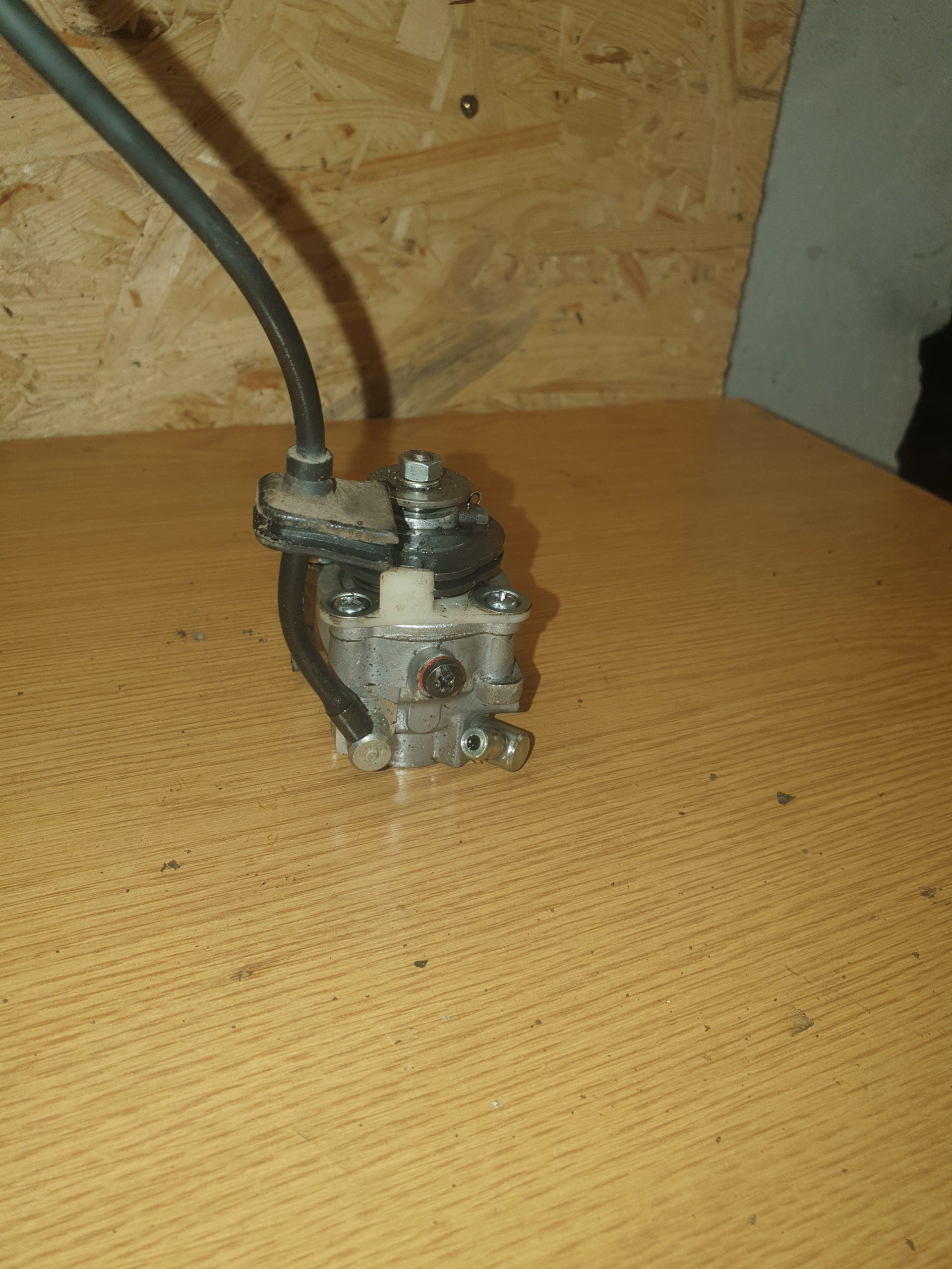 pompe a huile yamaha 125 dtr 3MB