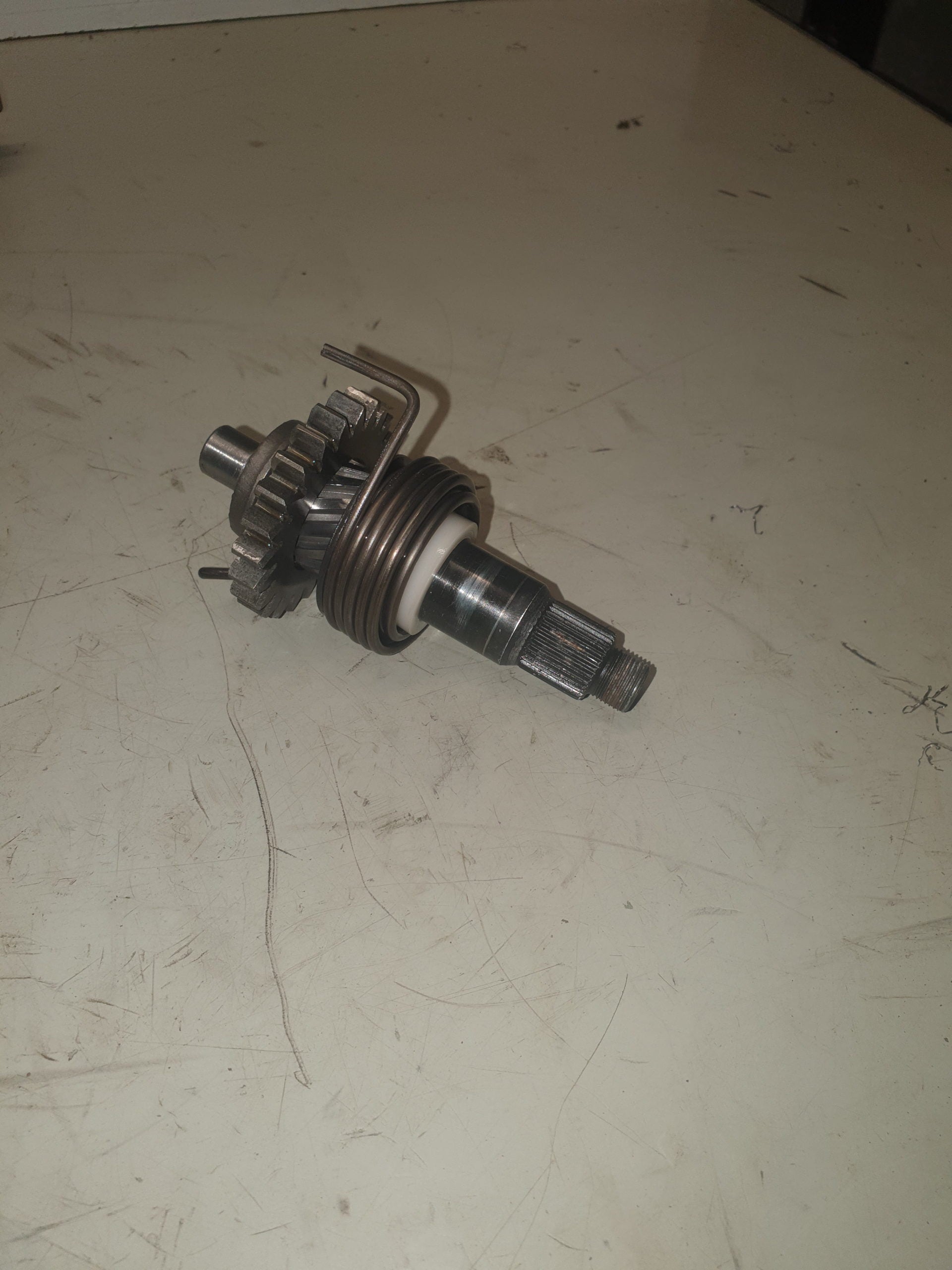 axe de kick yamaha 125 dtr 3MB