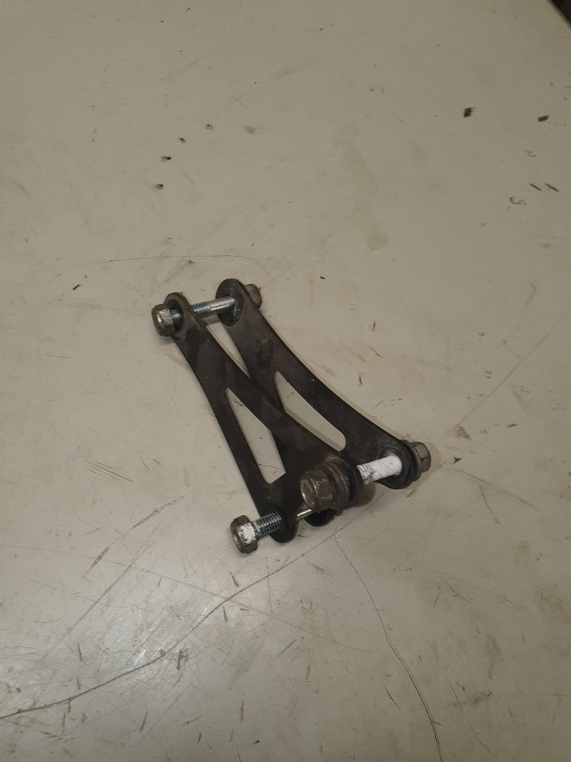 support moteur yamaha 125 dtr 3MB-1