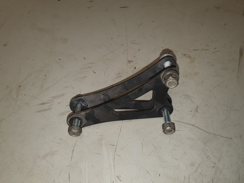 support moteur yamaha 125 dtr 3MB-2
