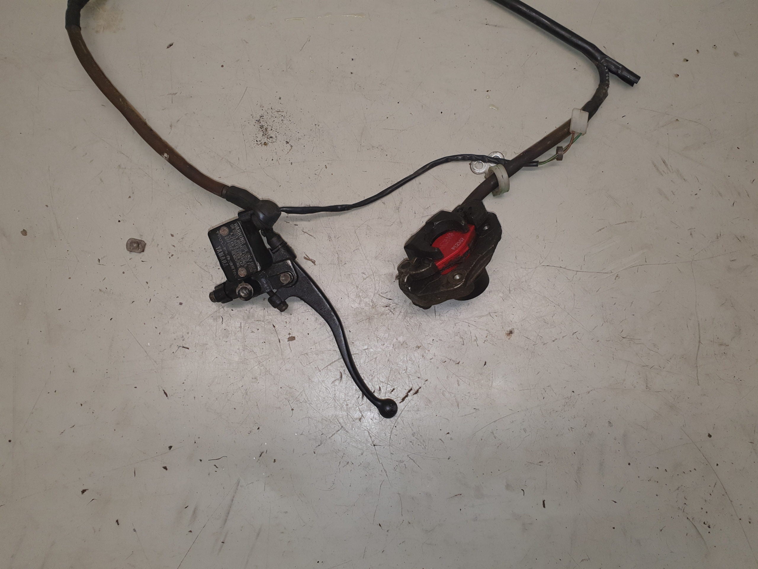 frein avant yamaha 125 dtr 3MB-3