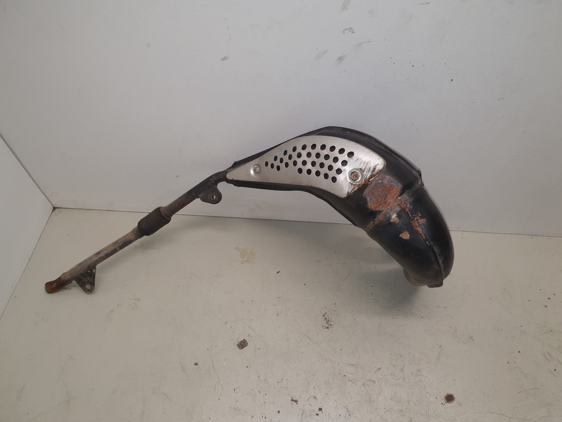 corp d'échappement yamaha 125 dtr 3MB-1