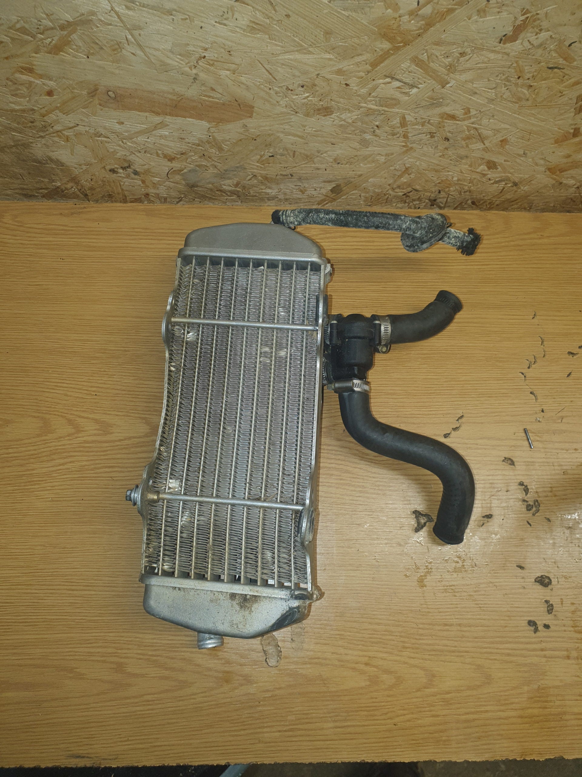 Radiateur droit ktm 400 exc 2002