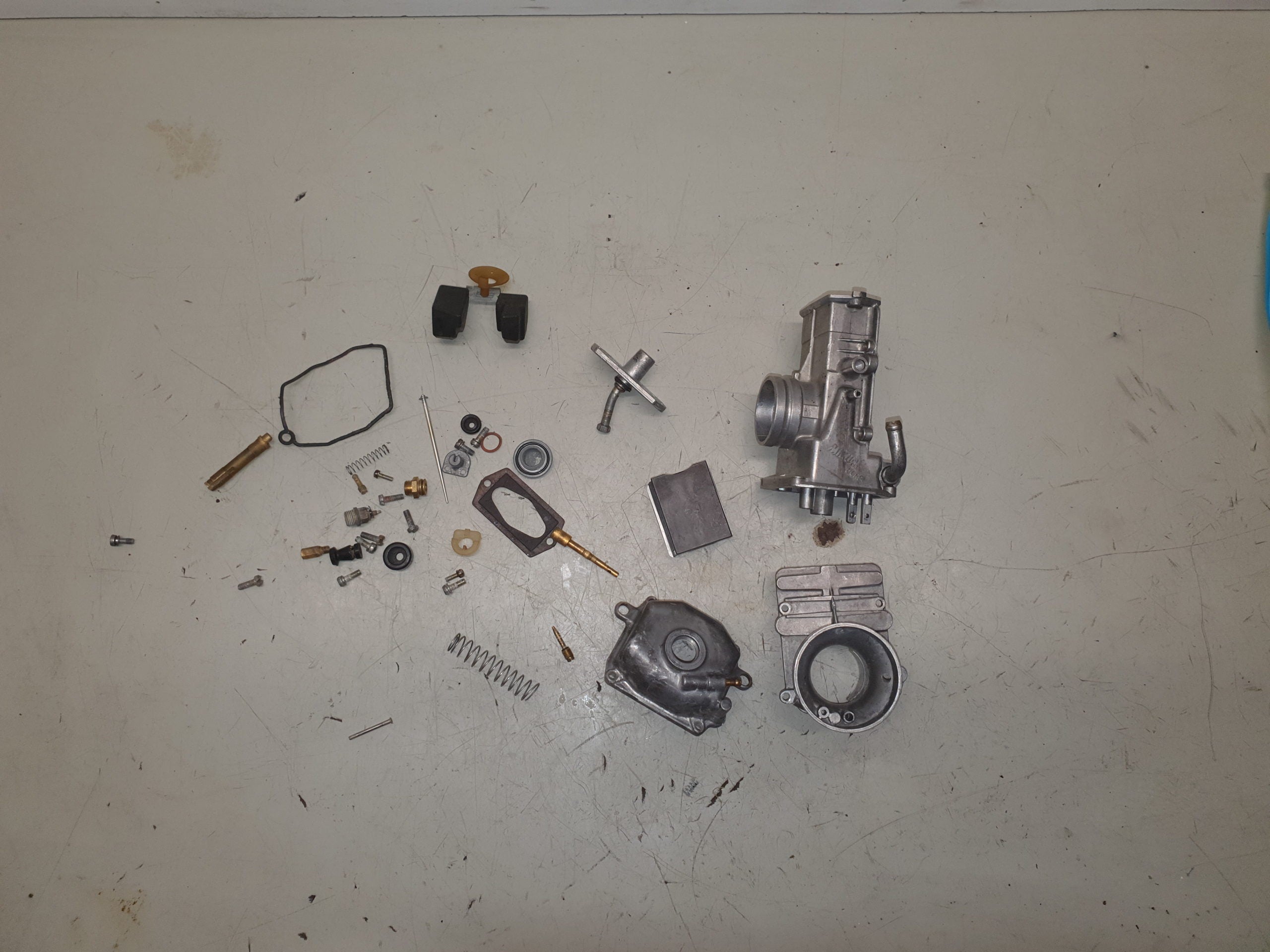 piece carburateur yamaha 125 yz 1986