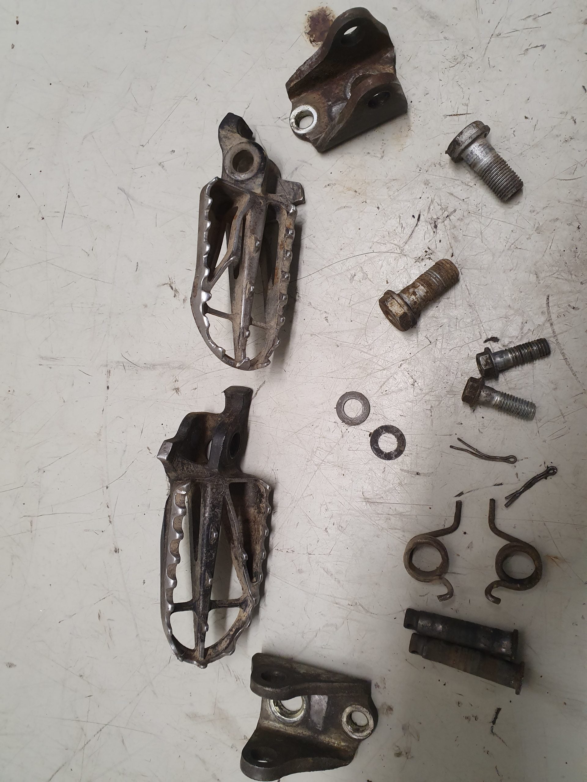 cales pieds honda 250 crf 2006
