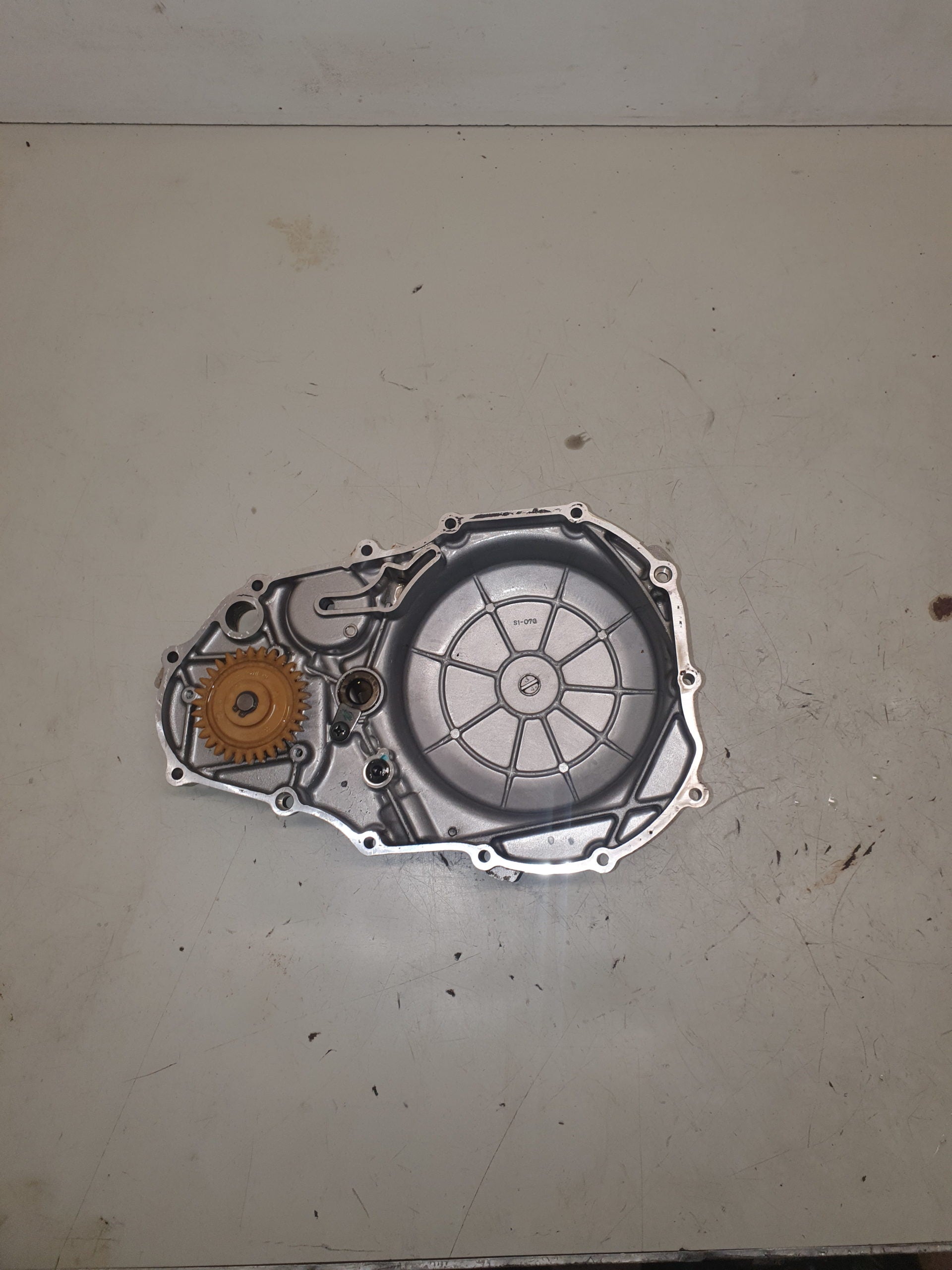 carter embrayage suzuki 400 ltz