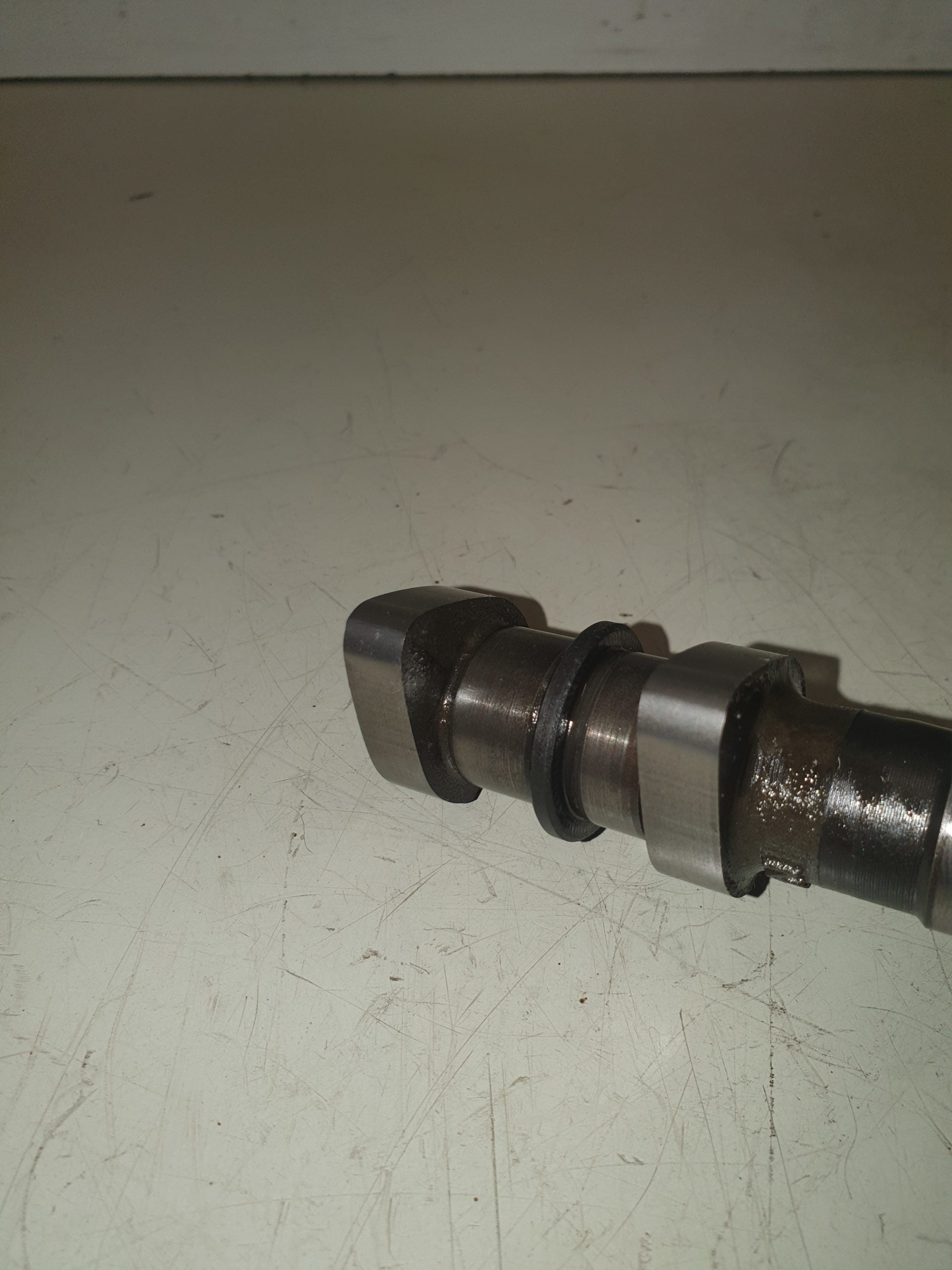 arbre a came admission suzuki 400 ltz-3