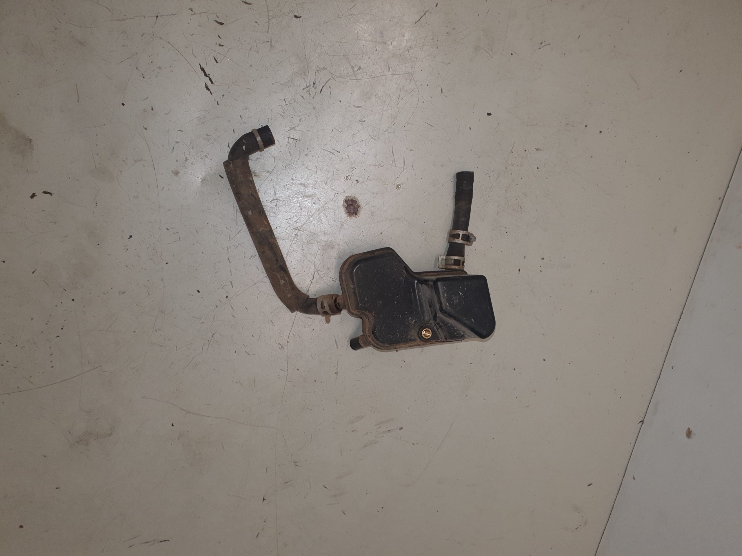 boite recyclage des gaz suzuki 400 ltz