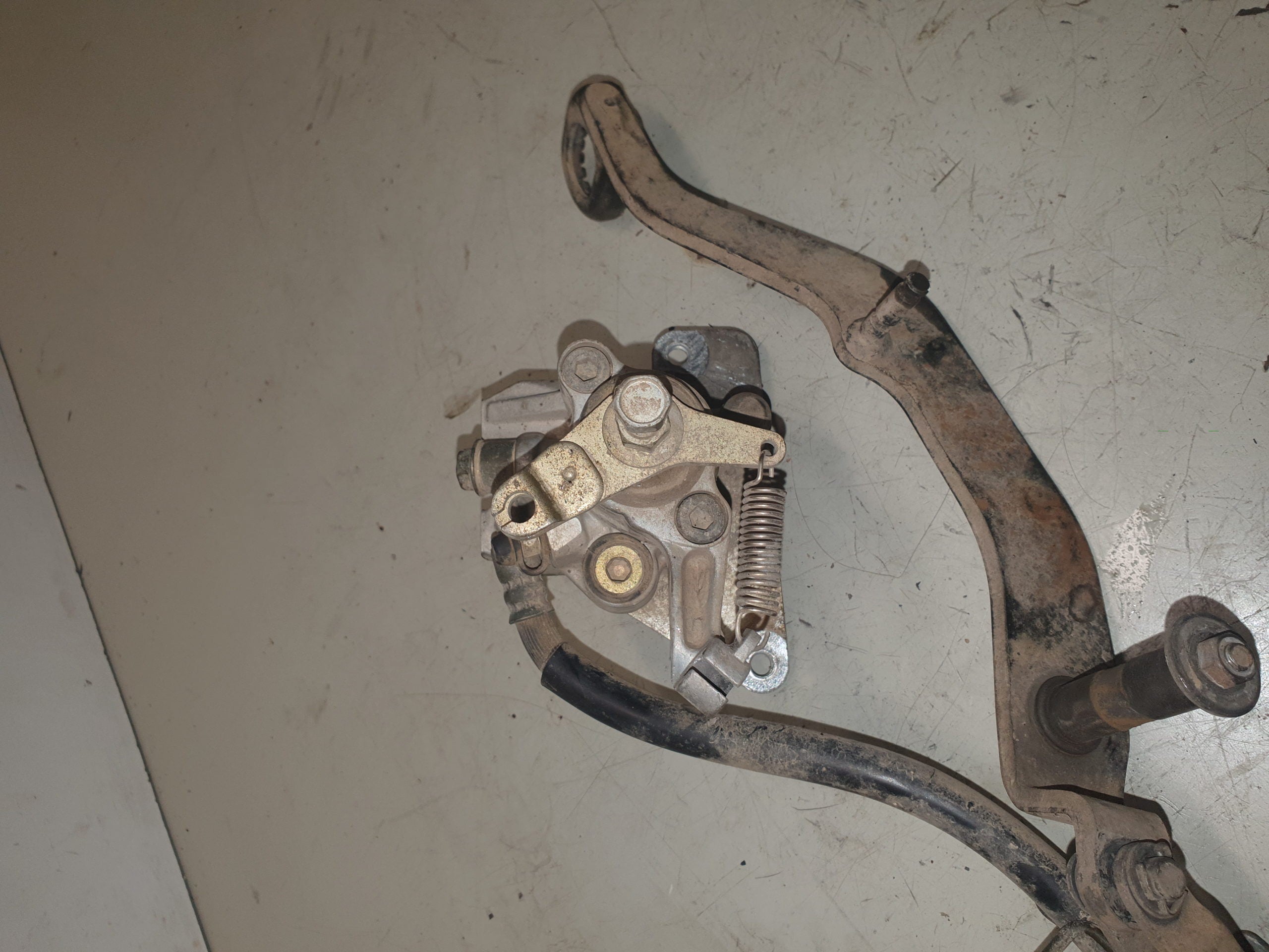 frein arrière suzuki 400 ltz-2