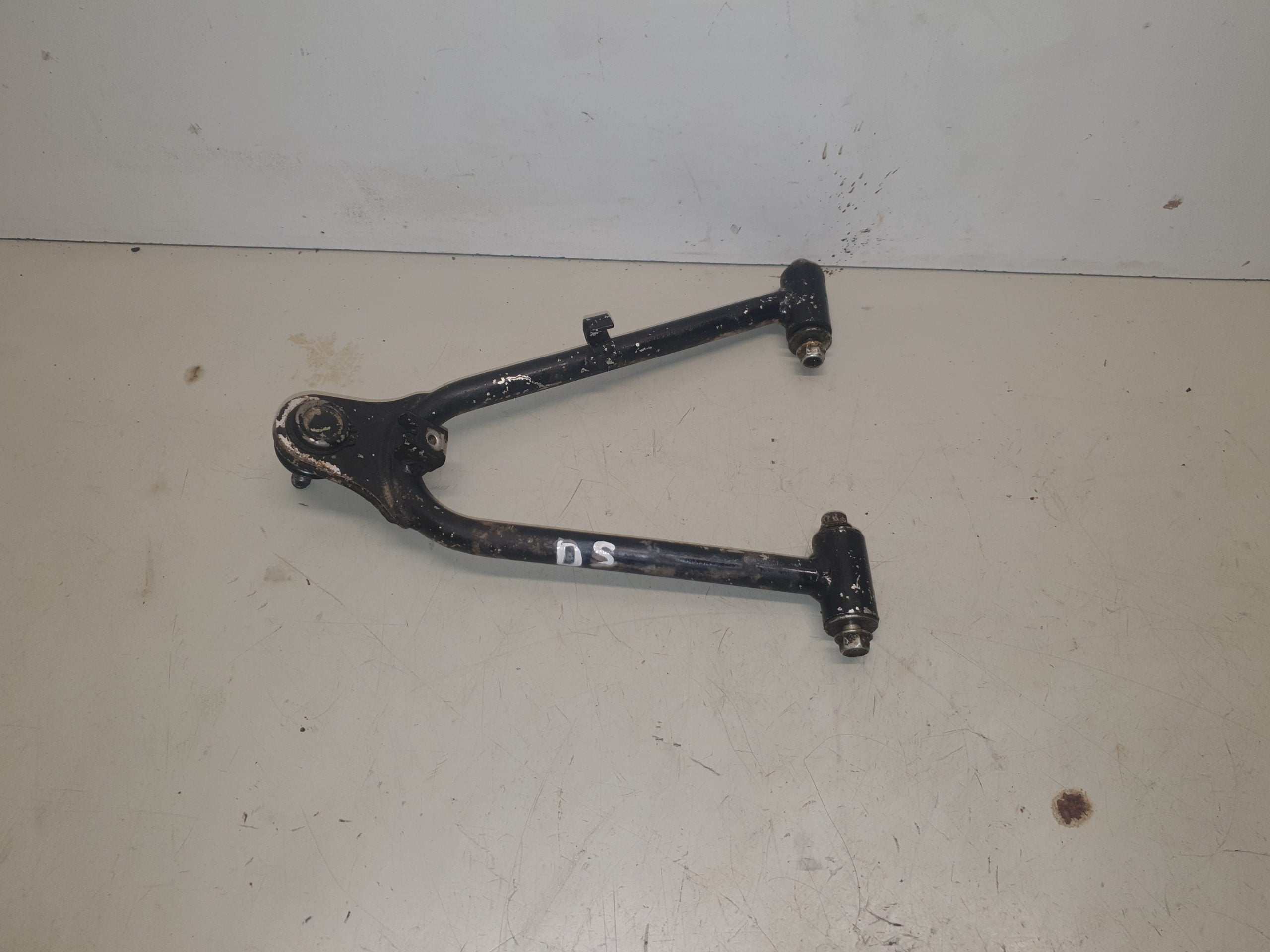 triangle supérieur droit suzuki 400 ltz