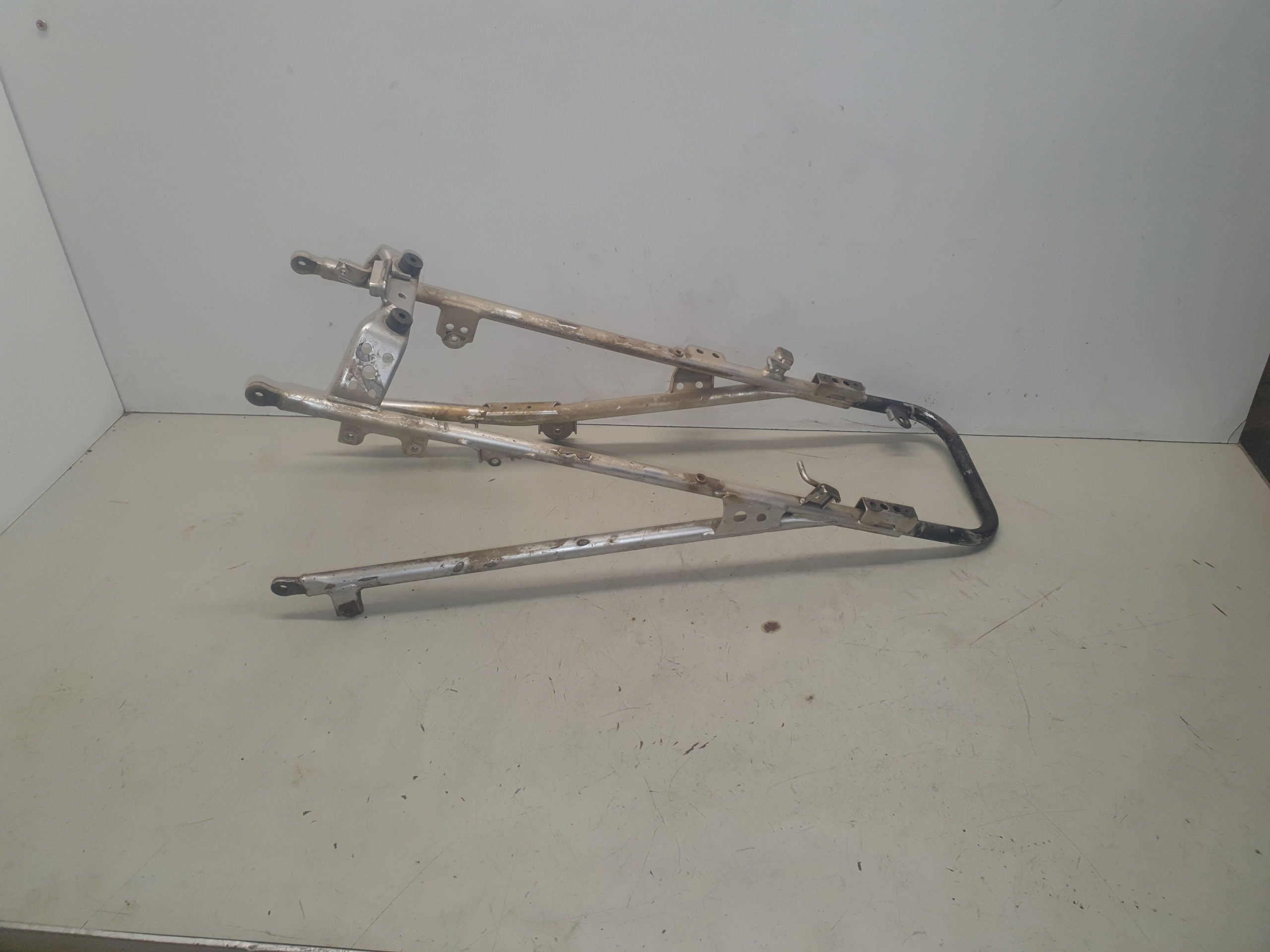 boucle arrière suzuki 400 ltz