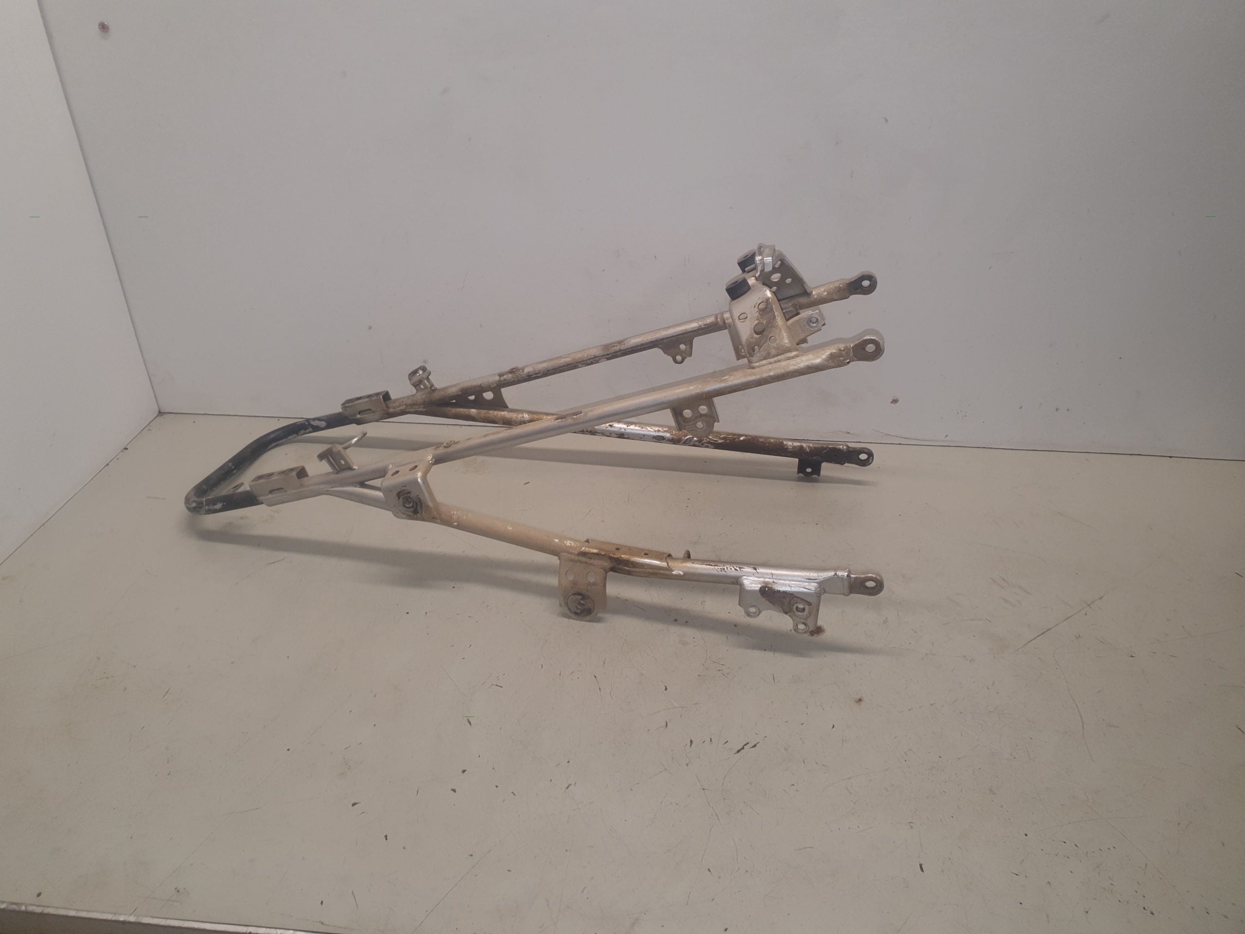 boucle arrière suzuki 400 ltz