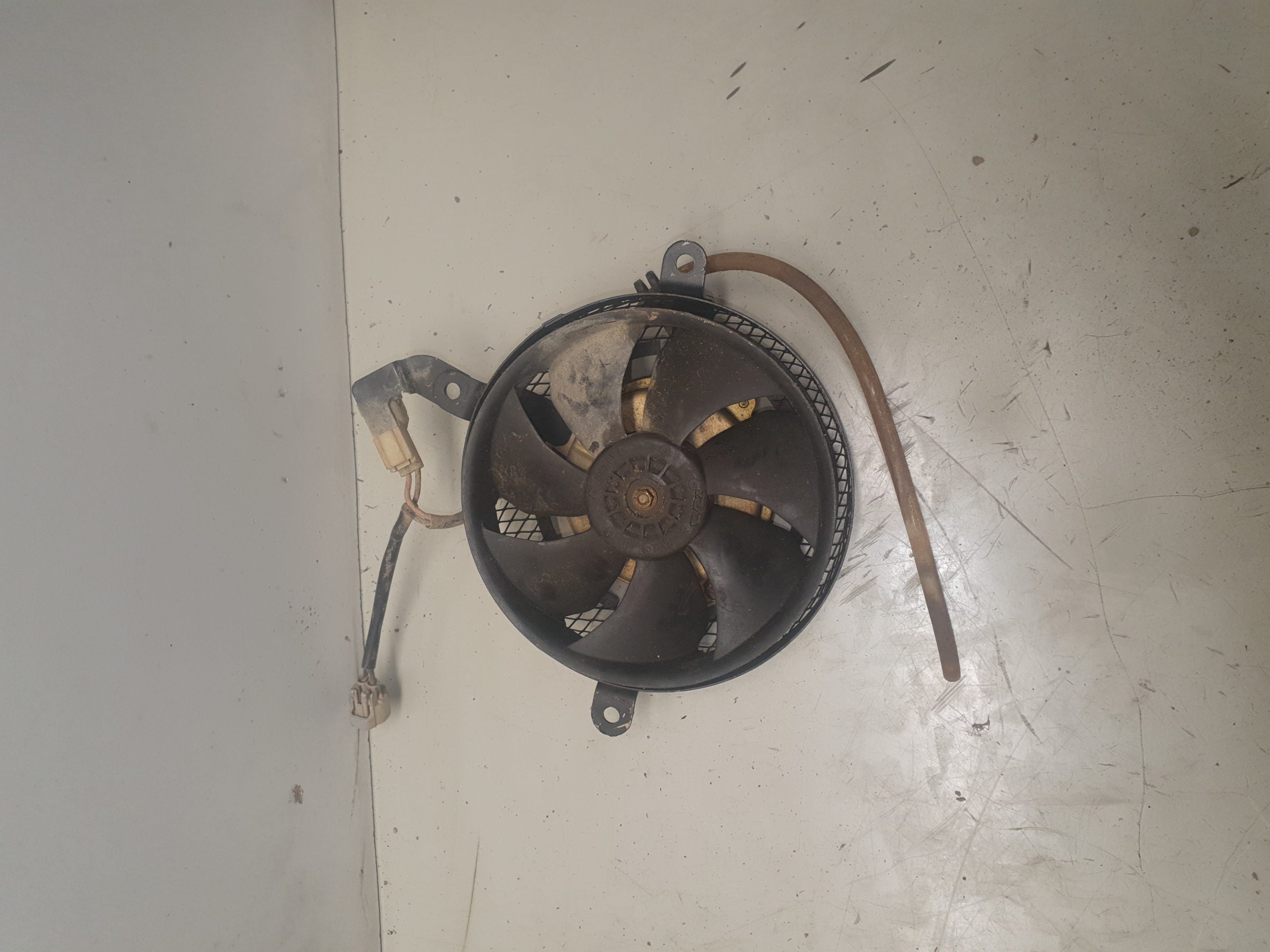 ventilateur de radiateur suzuki 400 ltz