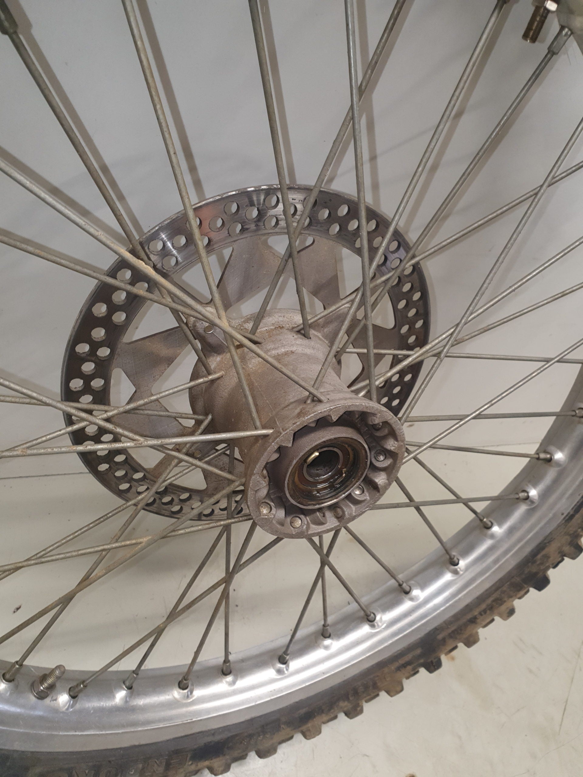Roue avant husqvarna 250 tc-3