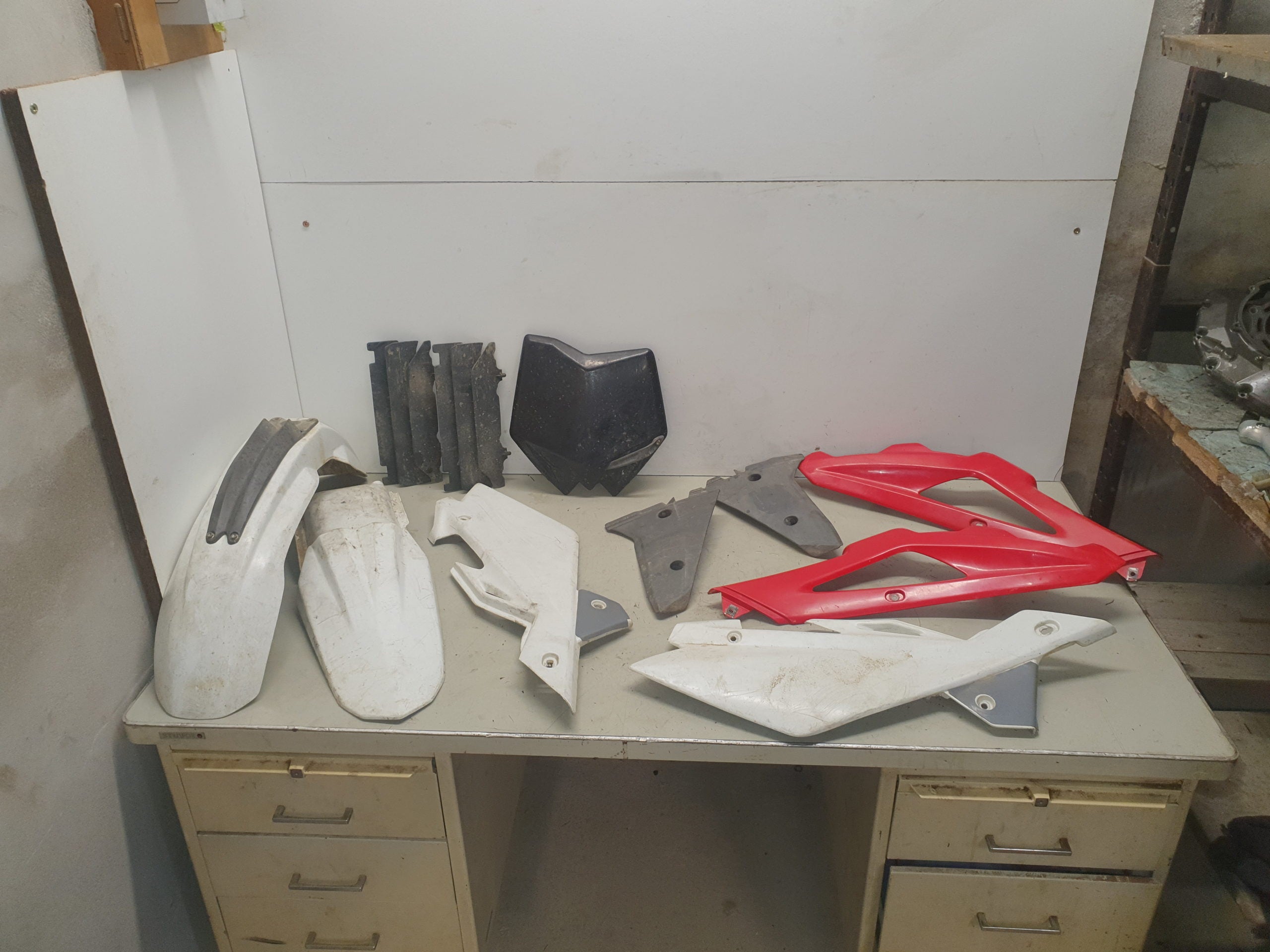 Plastique husqvarna 250 tc 2008
