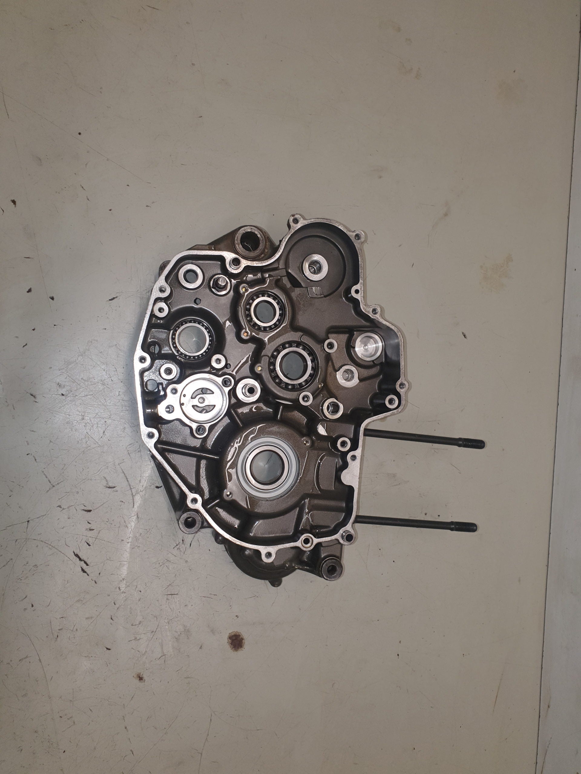 Carter moteur droit husqvarna 250 tc