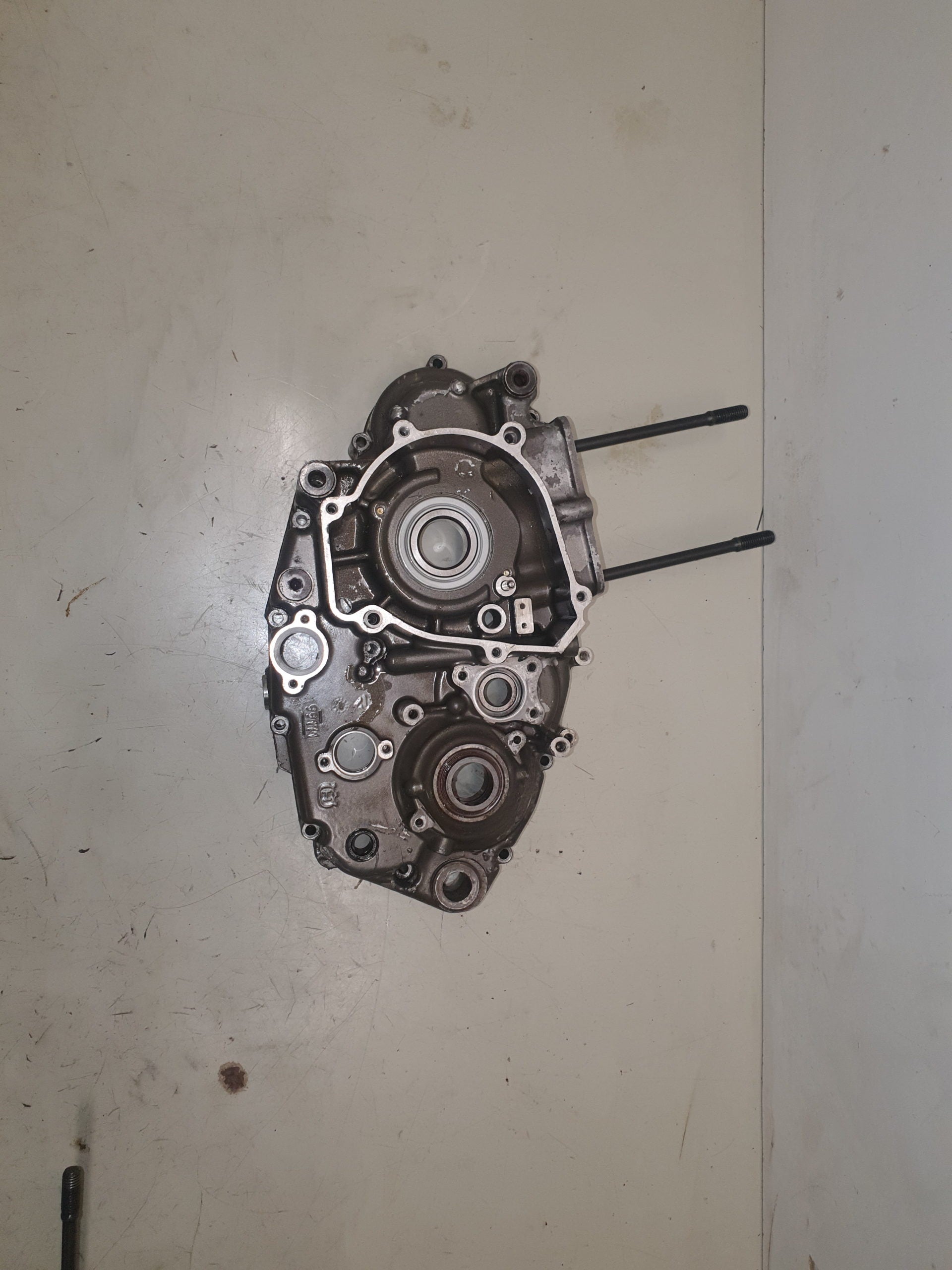 Carter moteur gauche husqvarna 250 tc-1