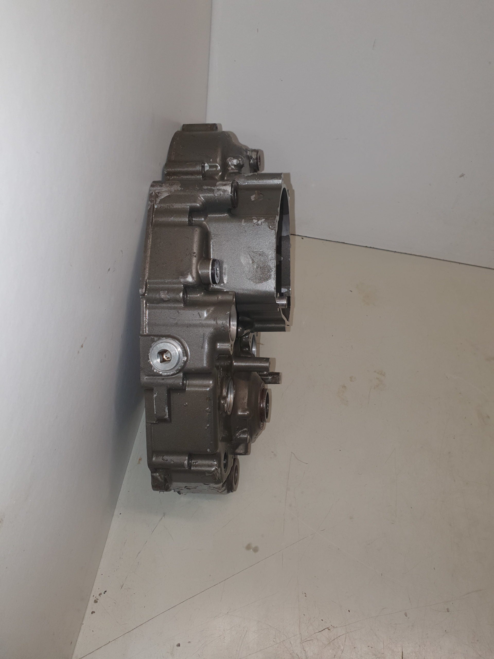 Carter moteur gauche husqvarna 250 tc-4