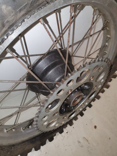Roue arriere Suzuki 125 rm-2