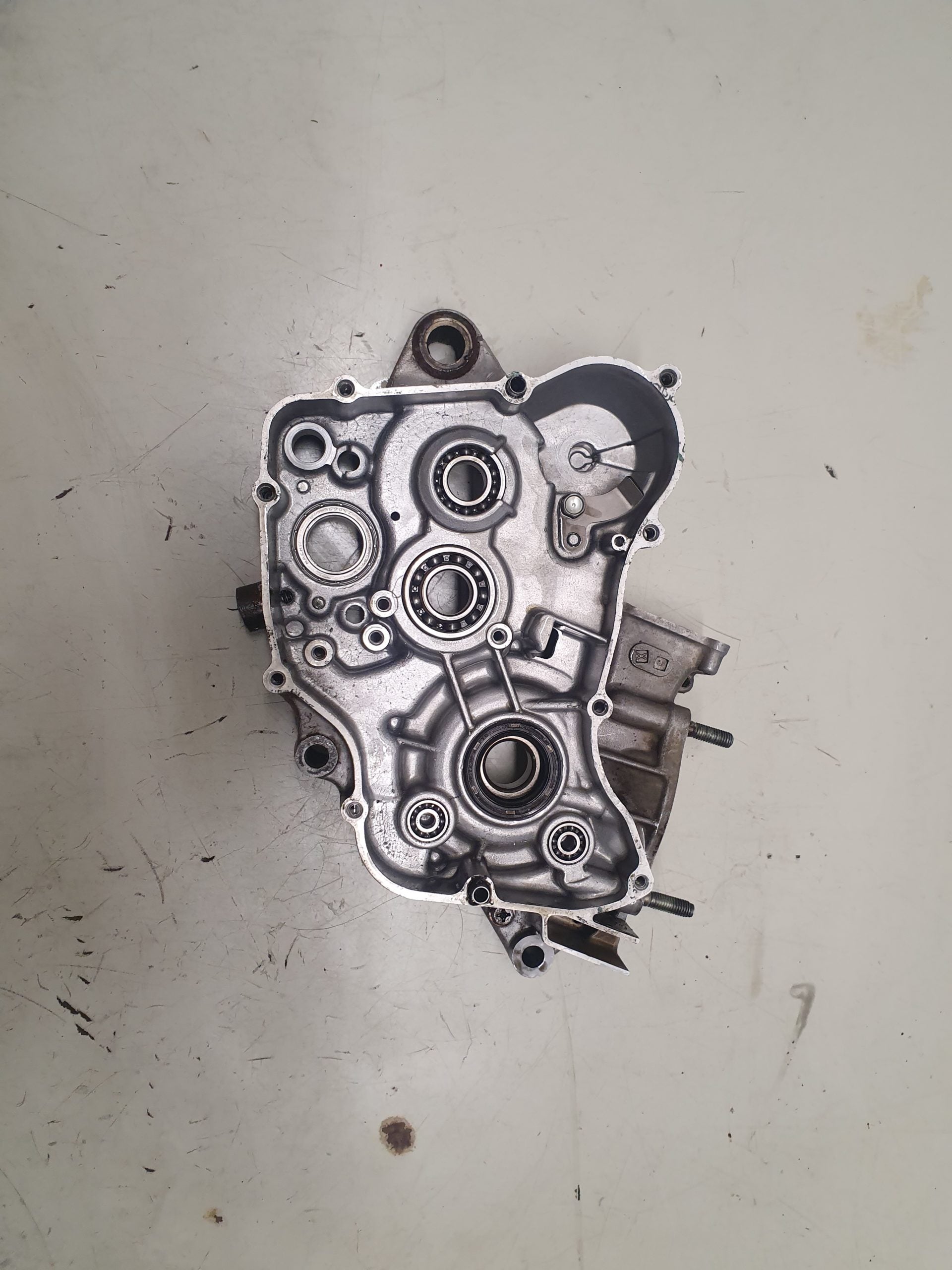 carter moteur droit honda 125 cr 1997