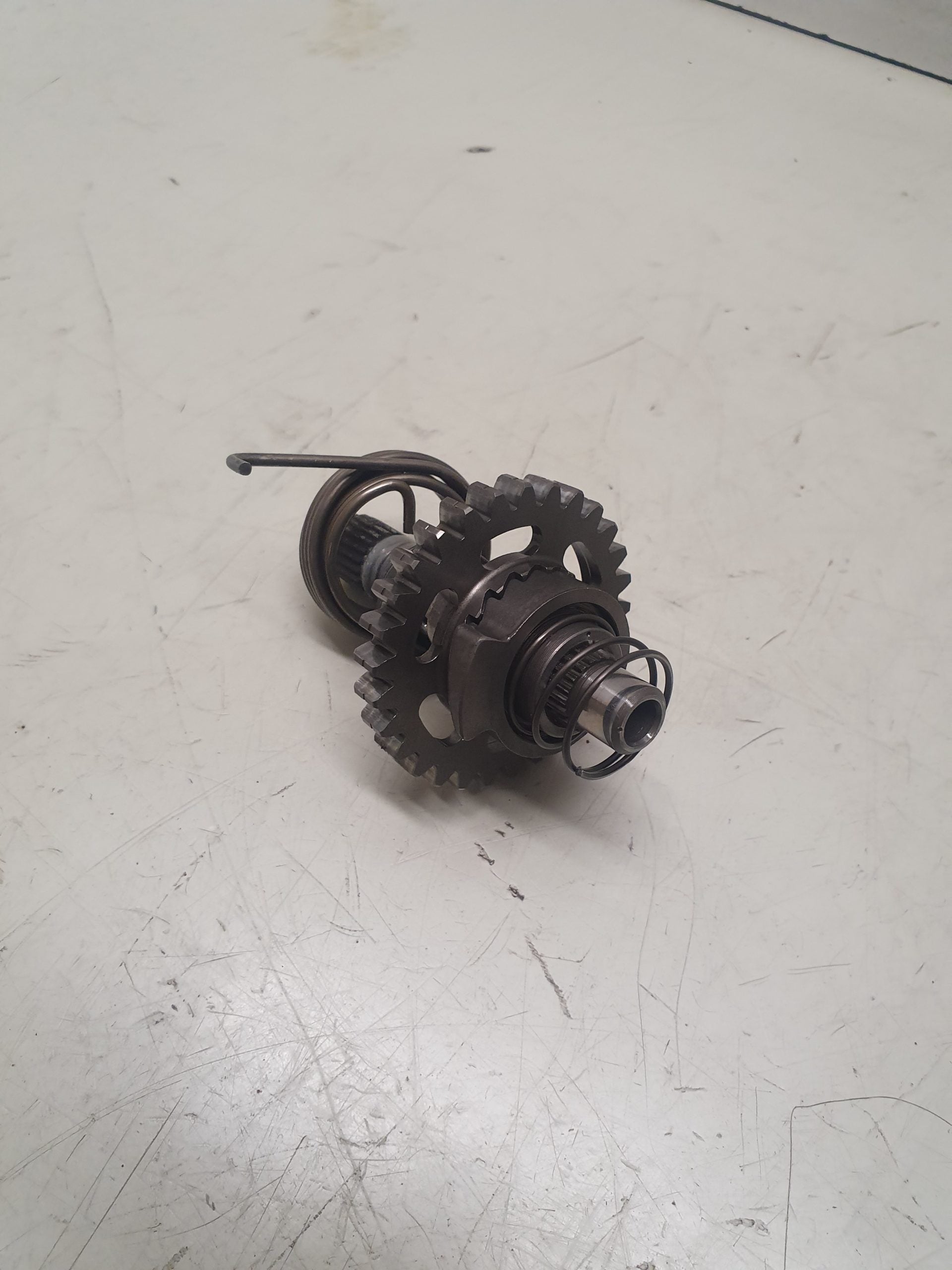 axe de kick honda 125 cr 1997