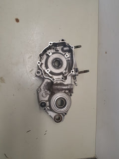 carter moteur gauche yamaha 250 yz 1998 en l'état-1